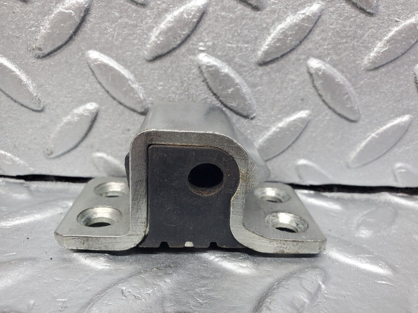 45632 Mercedes-Benz W126 420SE Right Door Lock Latch