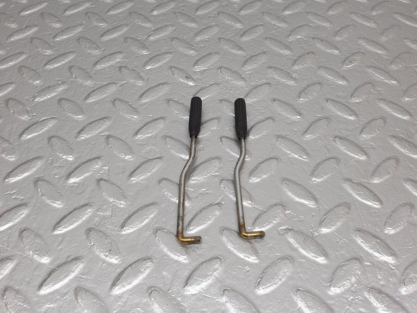 42963 Mercedes-Benz W201 190 2.0L Front Door Lock Knob Pair