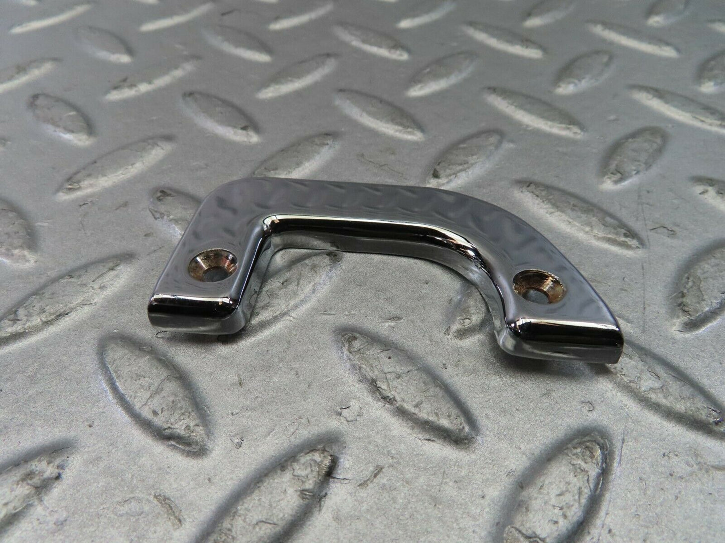 9226 Mercedes-Benz W115 Right Interior Chrome Door Latch Trim