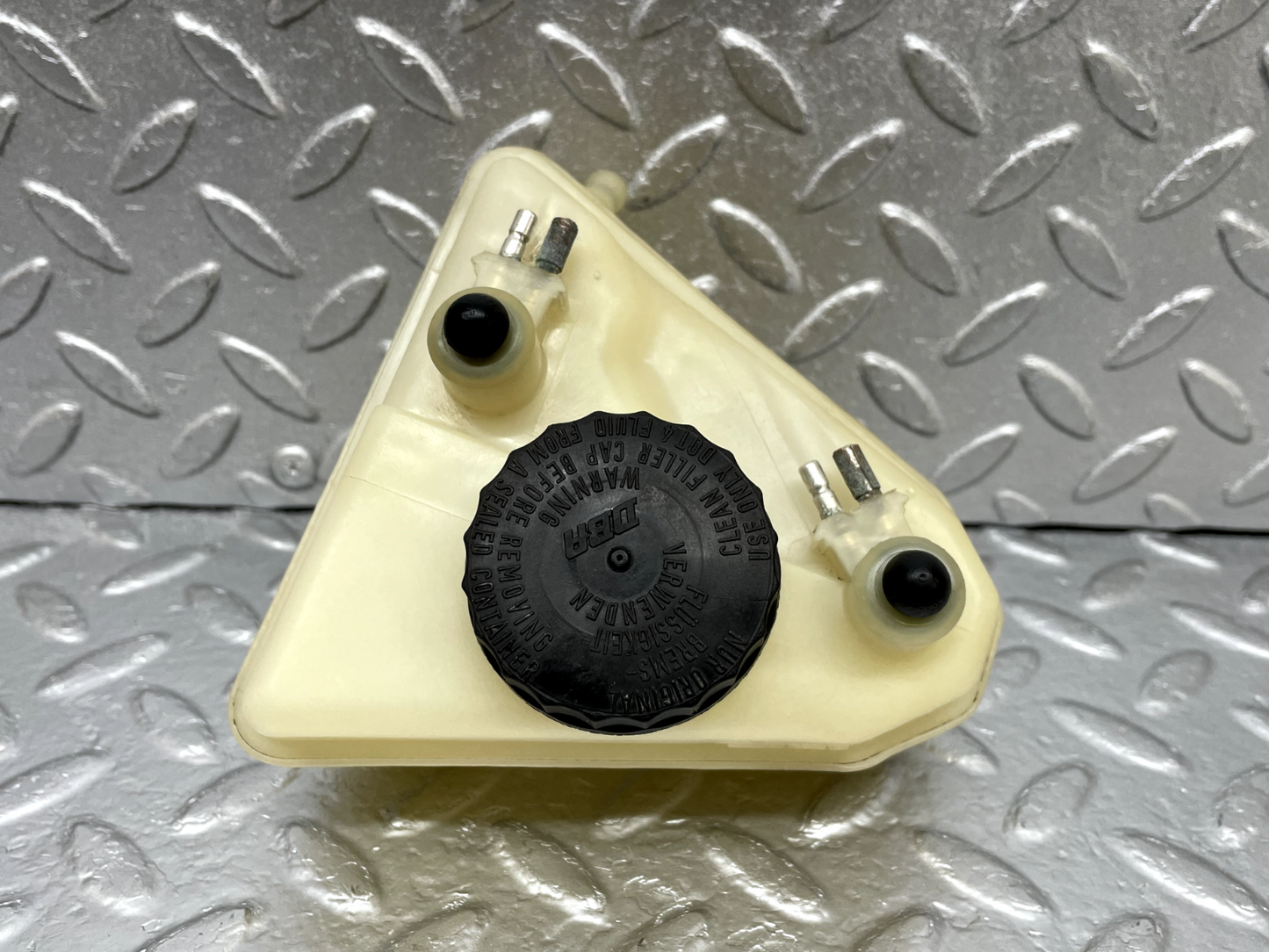 44271 Mercedes-Benz W123 280E Brake Fluid Reservoir Tank Dba
