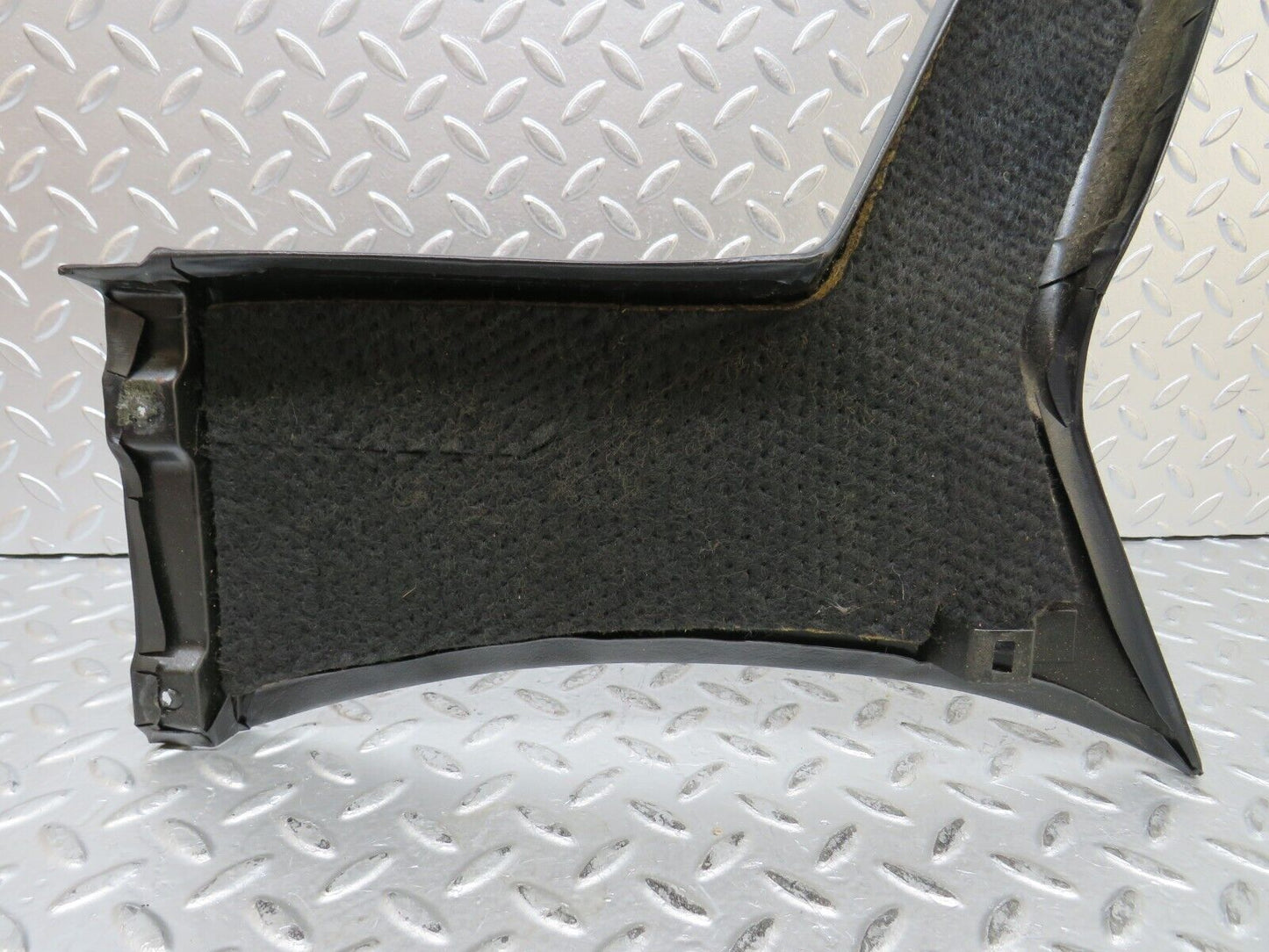 28209 Mercedes-Benz S123 240D Wagon C Pillar Cover Trim Right Black