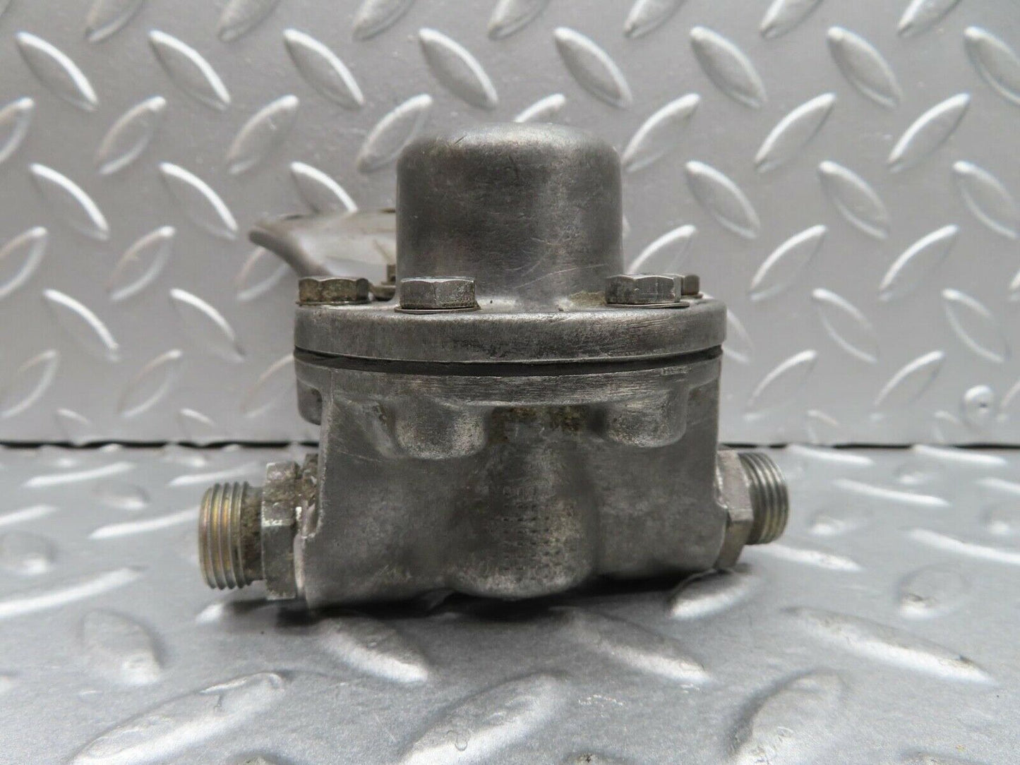 14389 Mercedes-Benz W116 350SE Oil Pressure Damper 1161870494