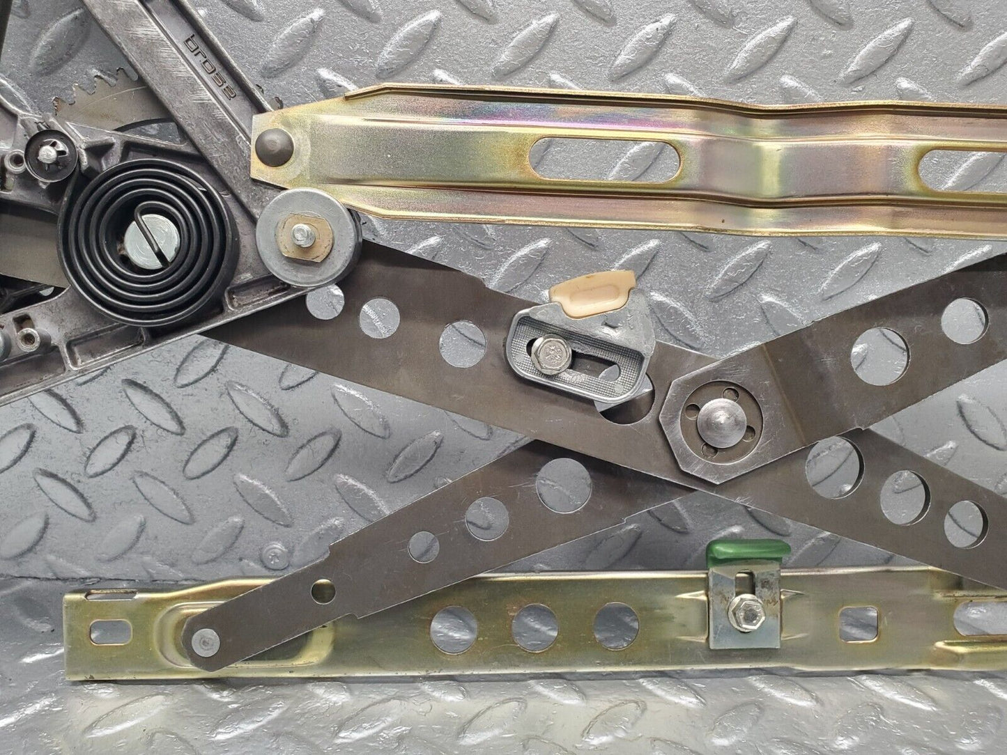 46370 Mercedes-Benz C123 280CE Coupe Front Left Power Window Regulator 1267203146