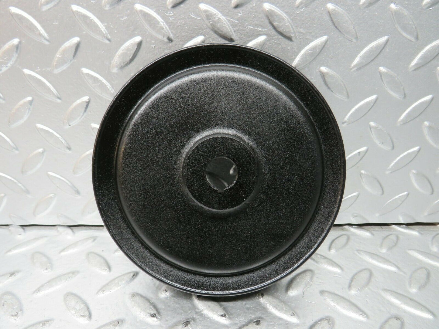 23370 Mercedes-Benz W116 350SE Power Steering Pump Pulley