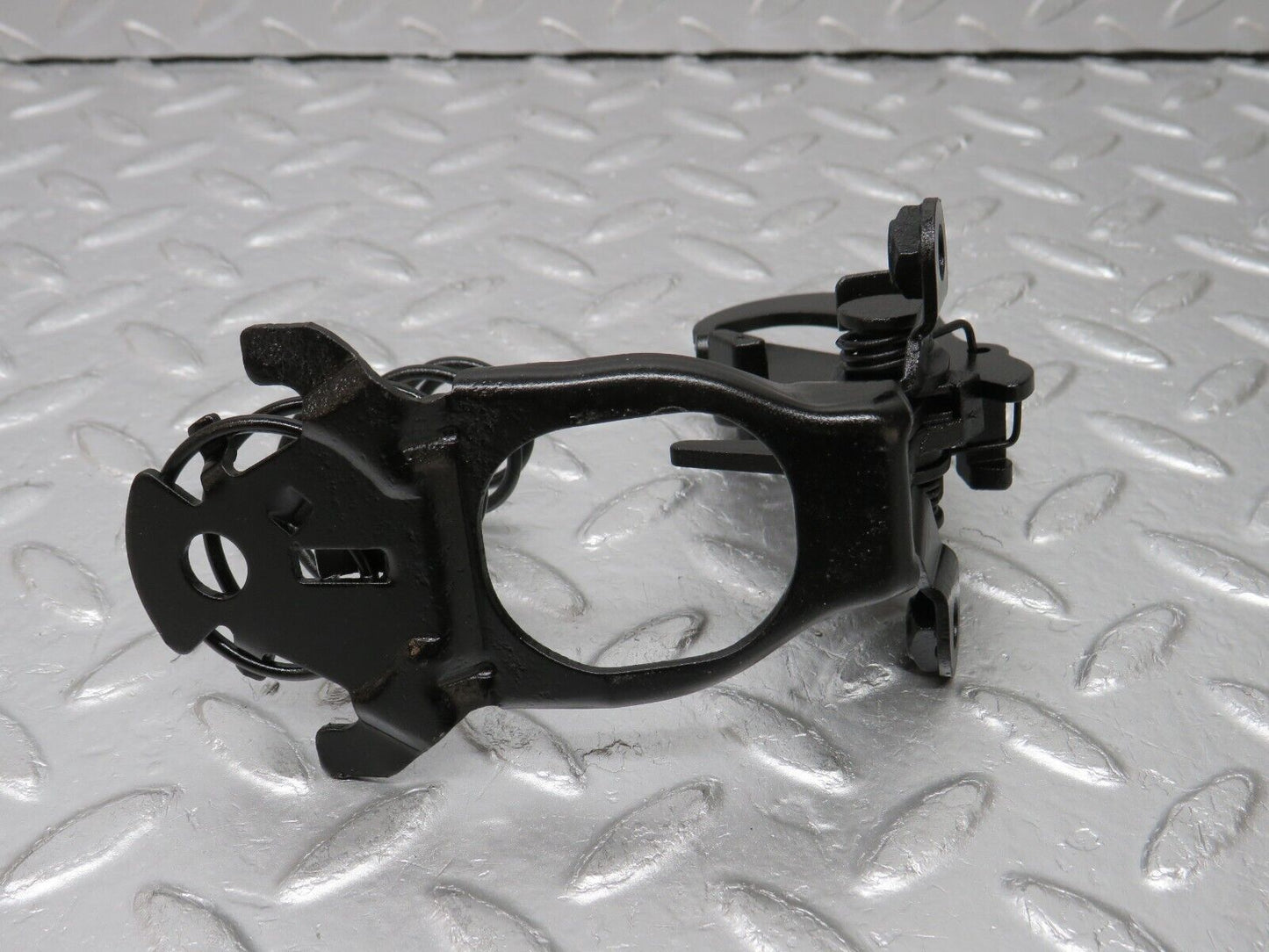 33533 Mercedes-Benz W202 C180 Bonnet Lock Latch