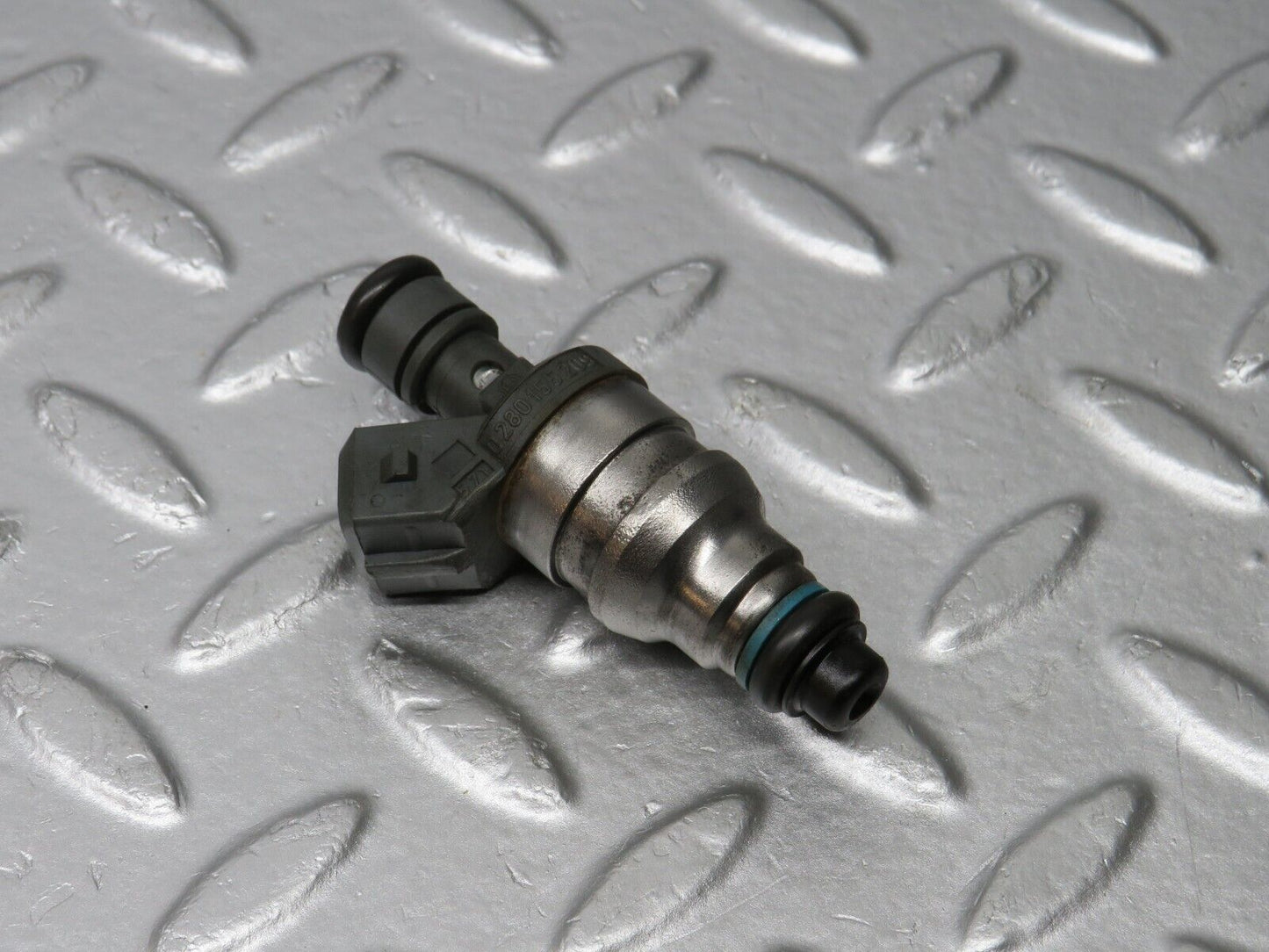 39424 Mercedes-Benz R129 320SL Coupe Fuel Injector Bosch 0000787323 0280155209
