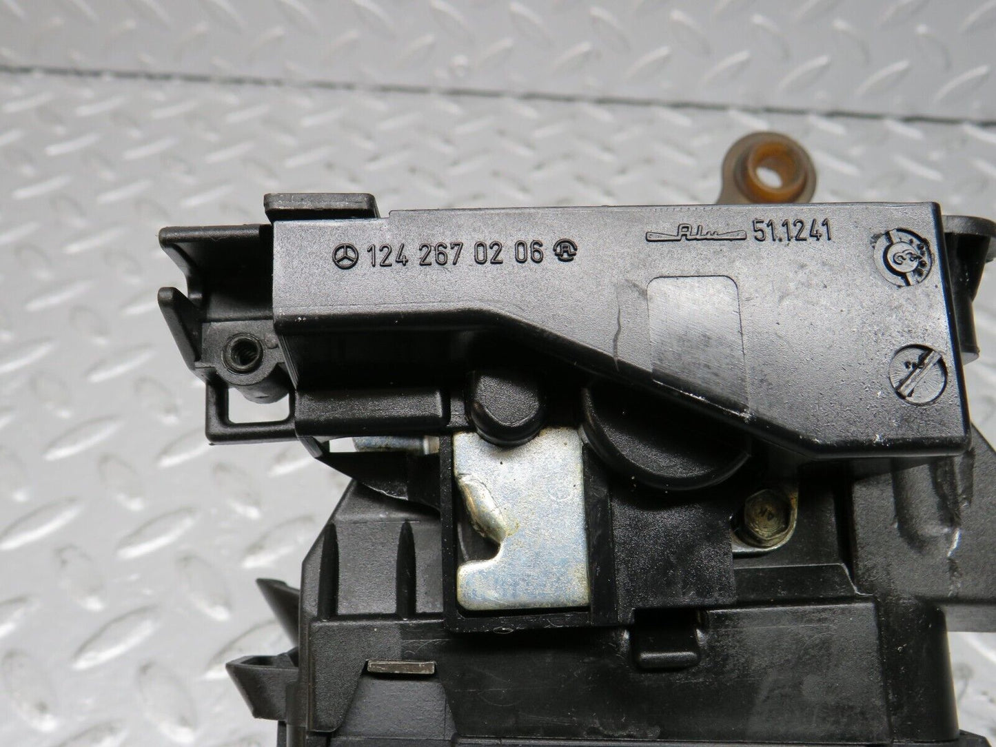 38731 Mercedes-Benz W201 190E 2.6L Automatic Gear Selector 1292670637 1242670206