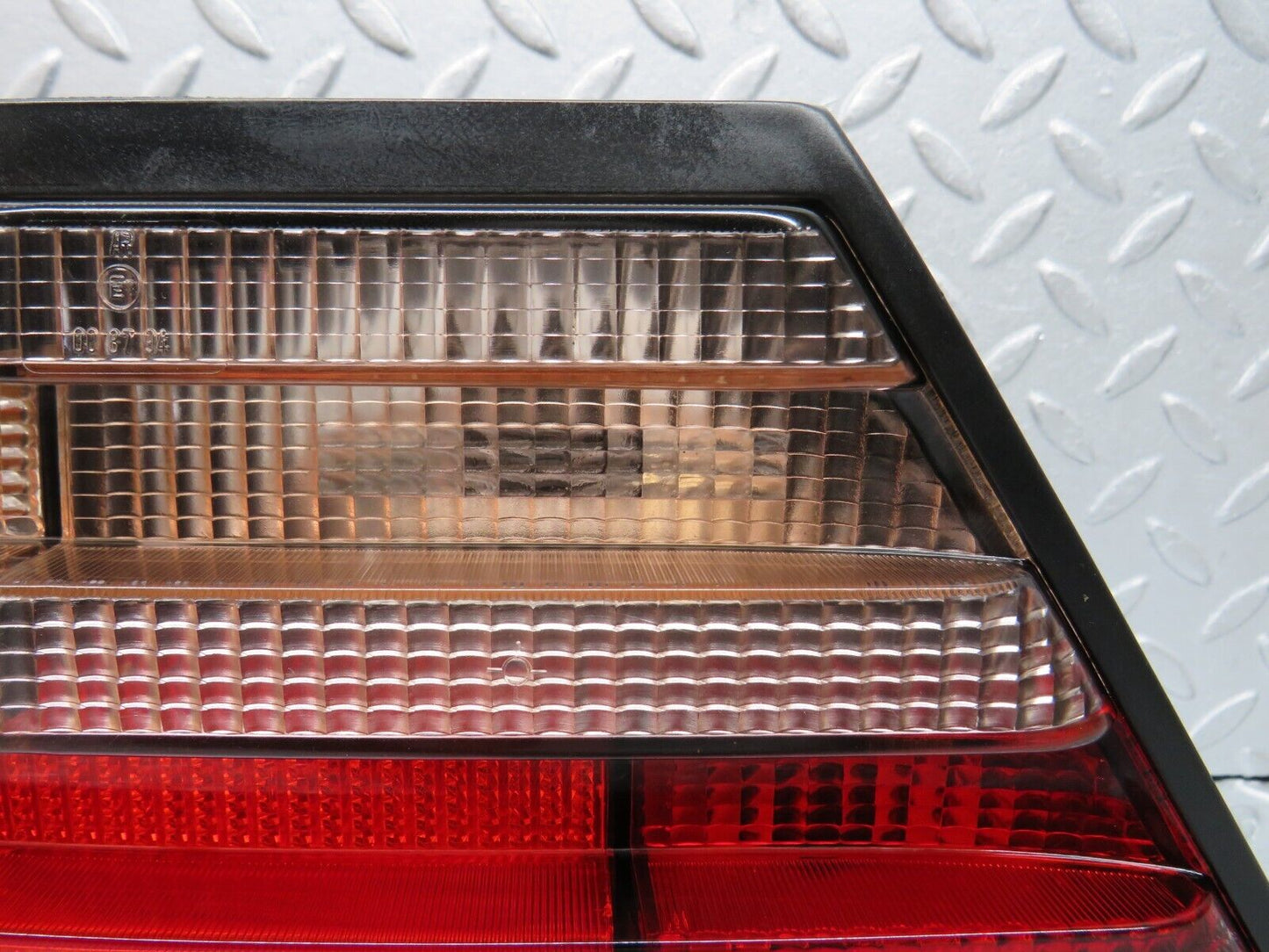 37847 Mercedes-Benz A124 320E Cabriolet Tail Light Left Side