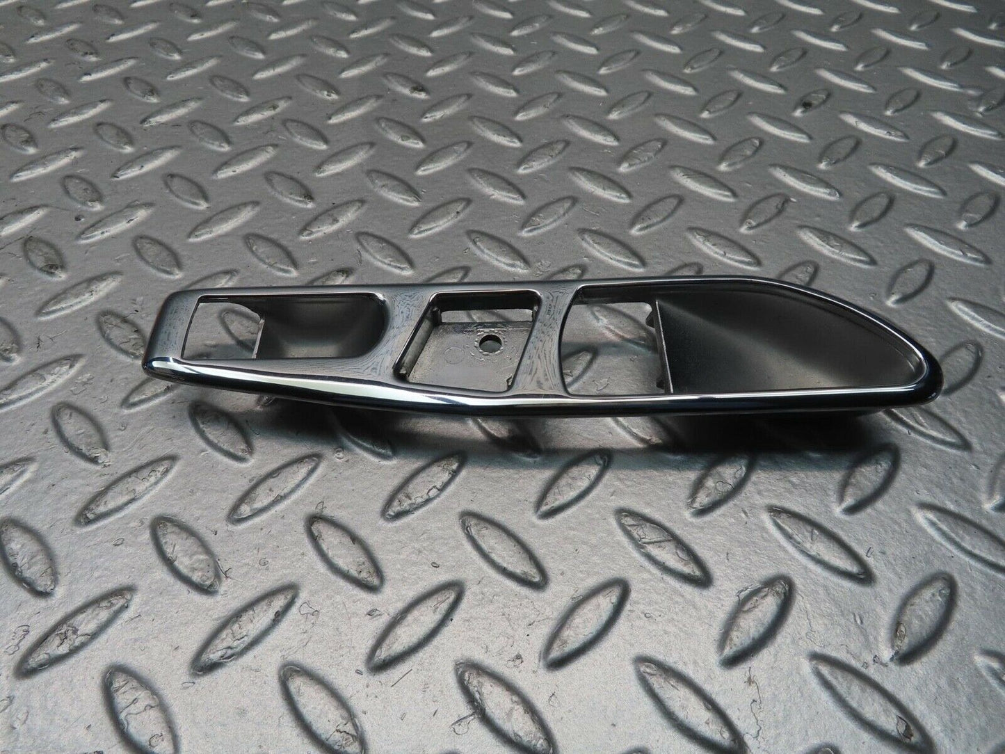 11684 Mercedes-Benz R107 450SL Interior Door Handle Chrome Surround