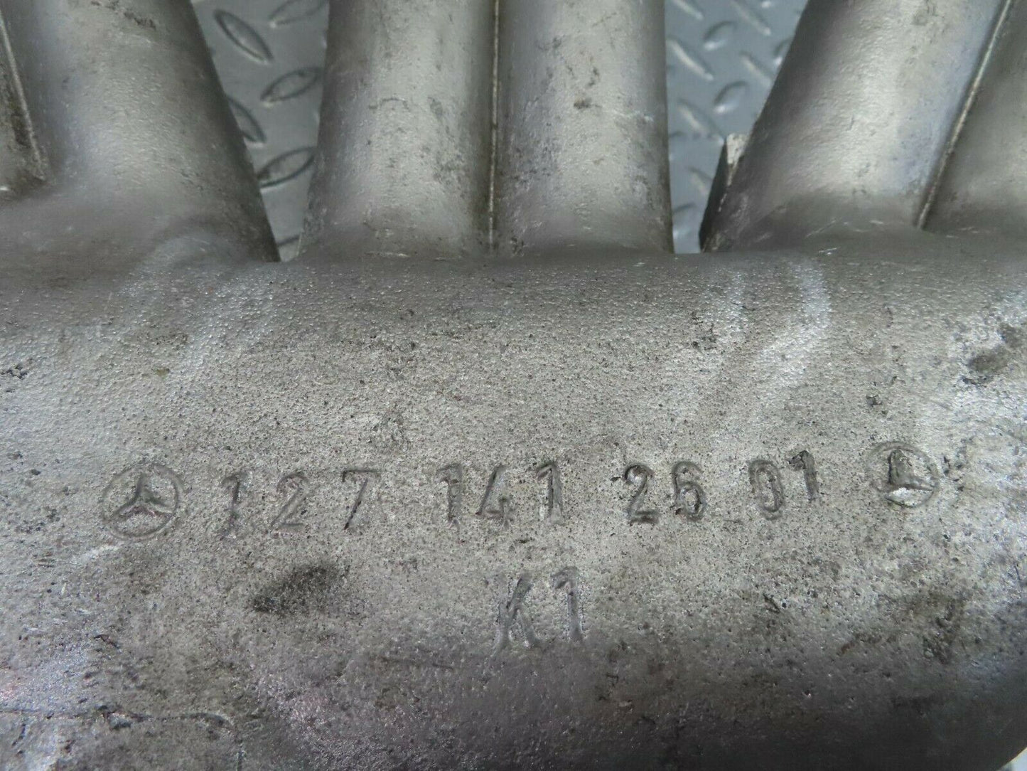 8687 Mercedes-Benz W111 Intake Manifold 1271412601
