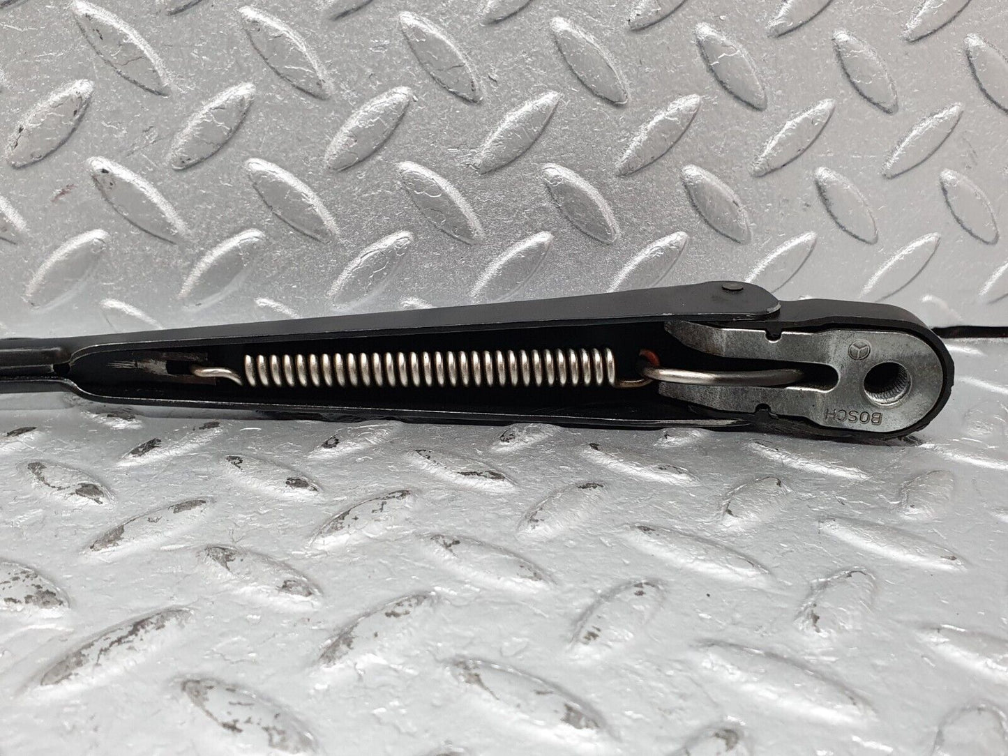 41209 Mercedes-Benz W126 300SE Windscreen Wiper Arm Left Side