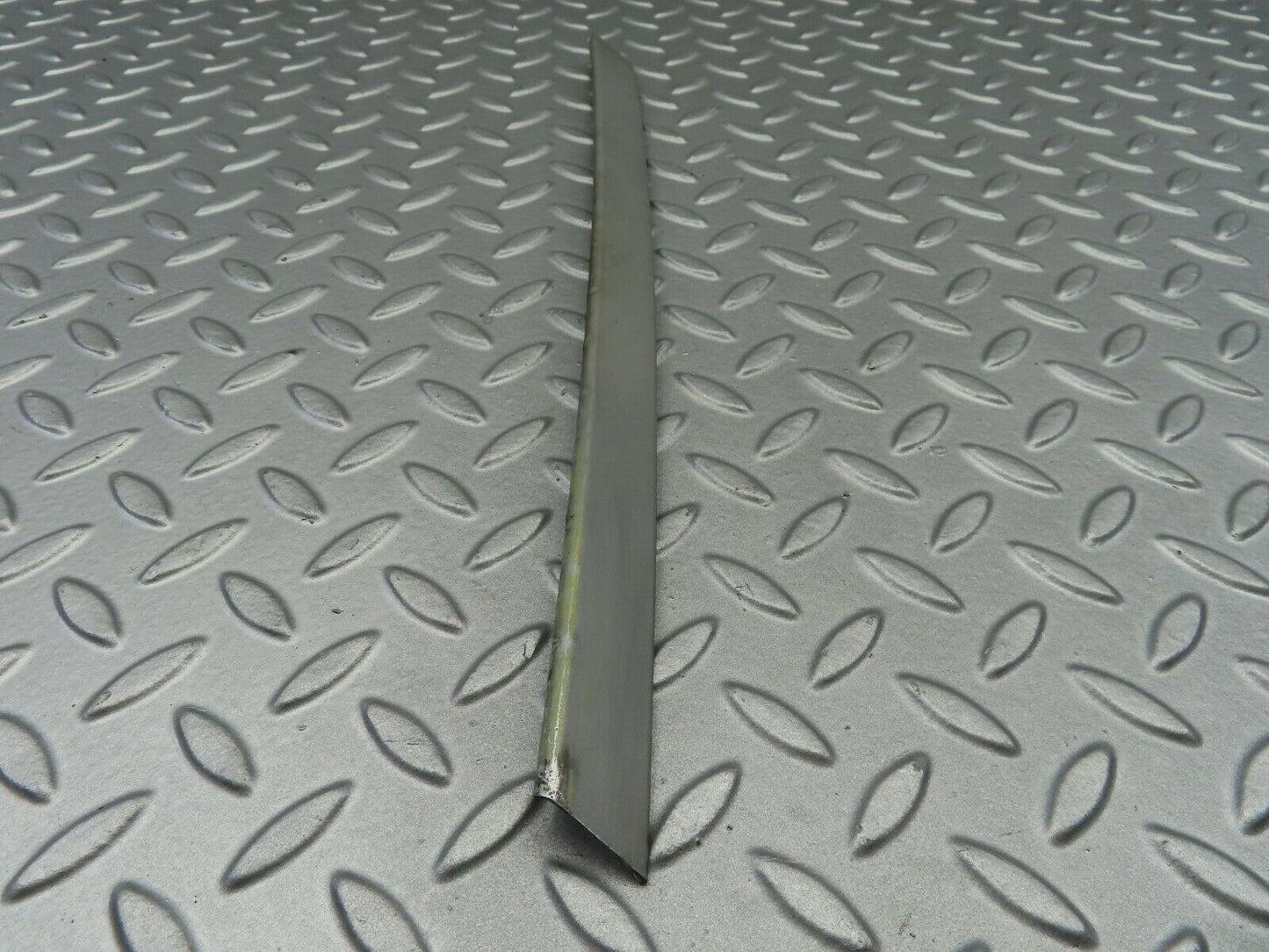 6912 Mercedes-Benz C107 350SLC Coupe Exterior Rear Quarter Window Cover Left