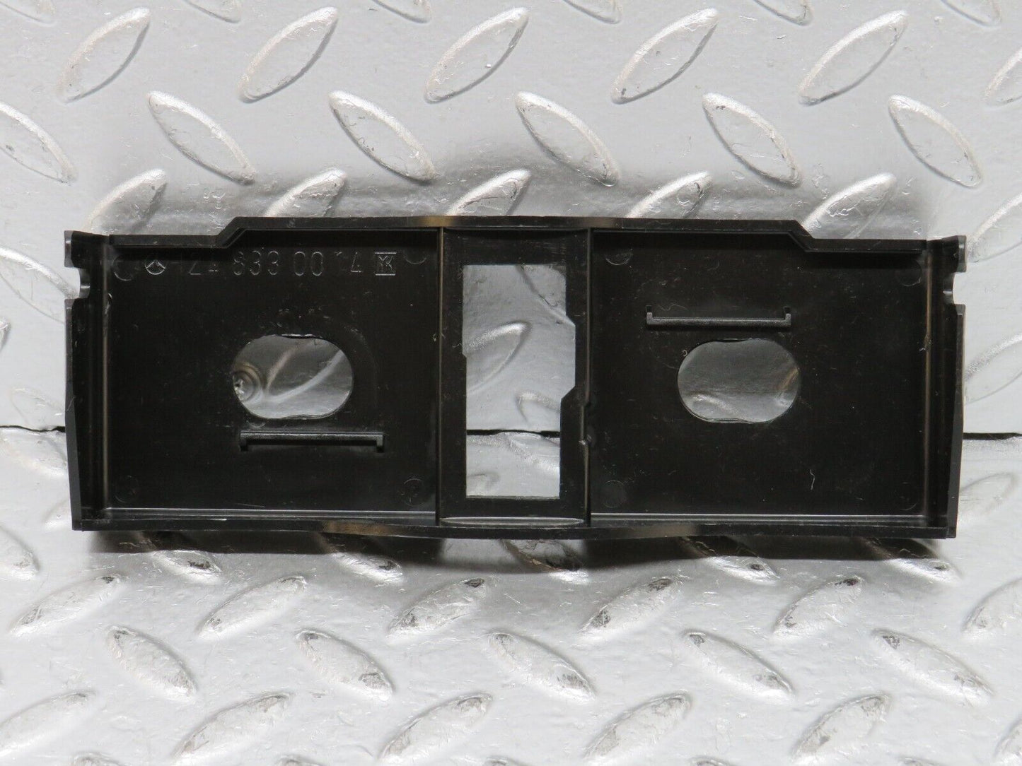 32375 Mercedes-Benz S124 300TE Heater Control Switch Holder Panel 1248330014