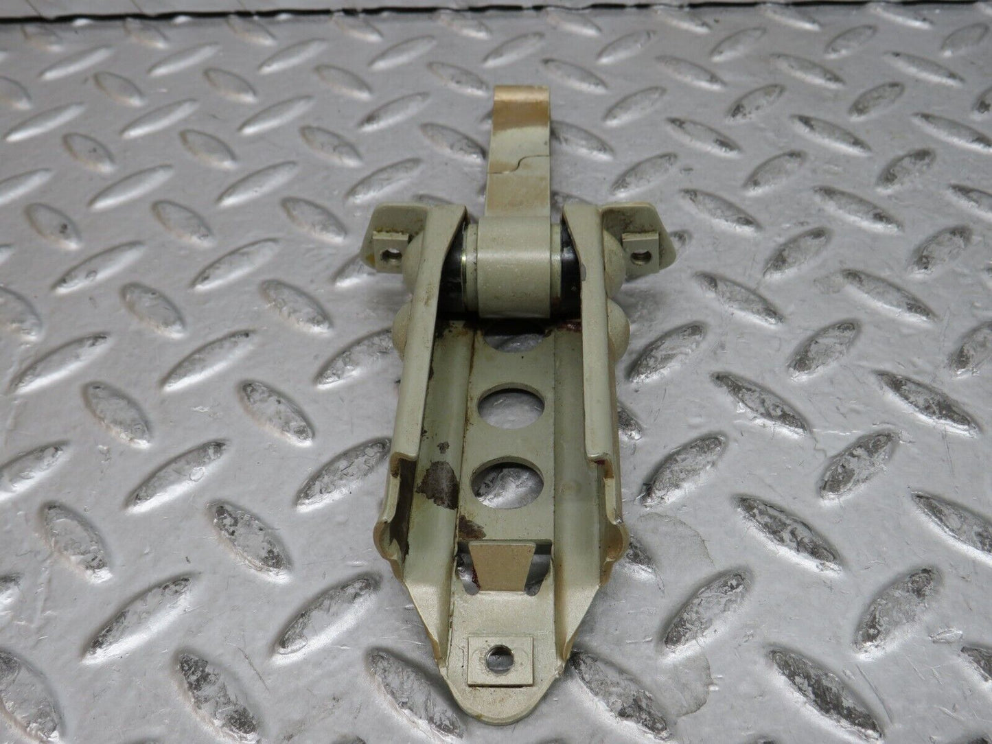 28508 Mercedes-Benz S123 240D Wagon Door Safety Check Strap