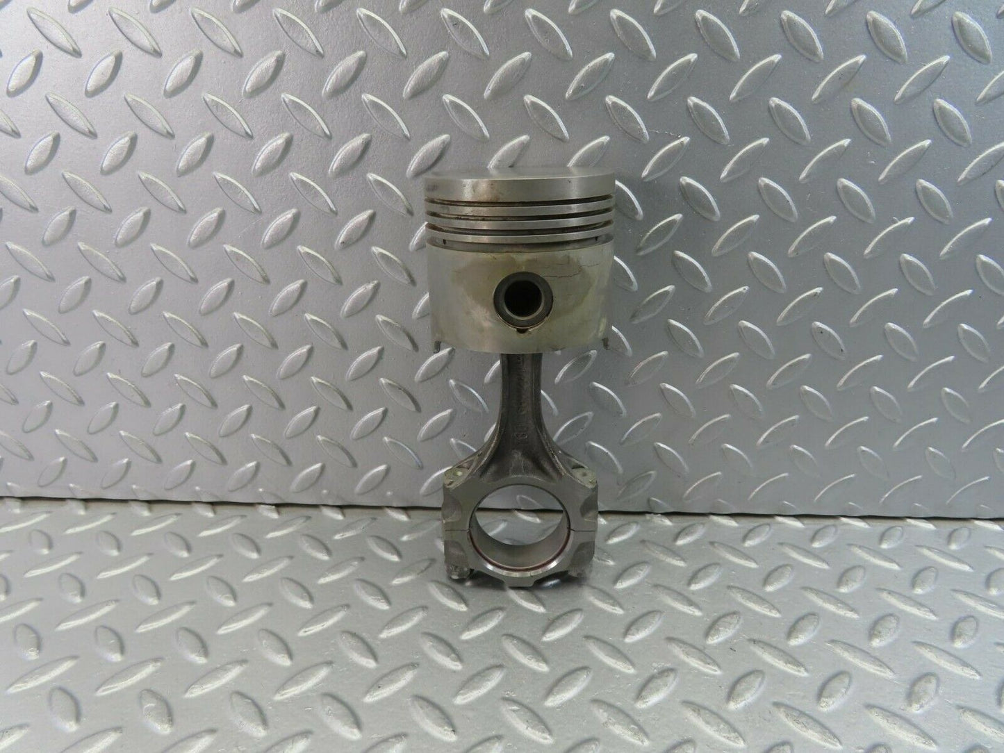 10164 Mercedes-Benz W108 Piston With Connecting Rod 86.49 mm 1300380201
