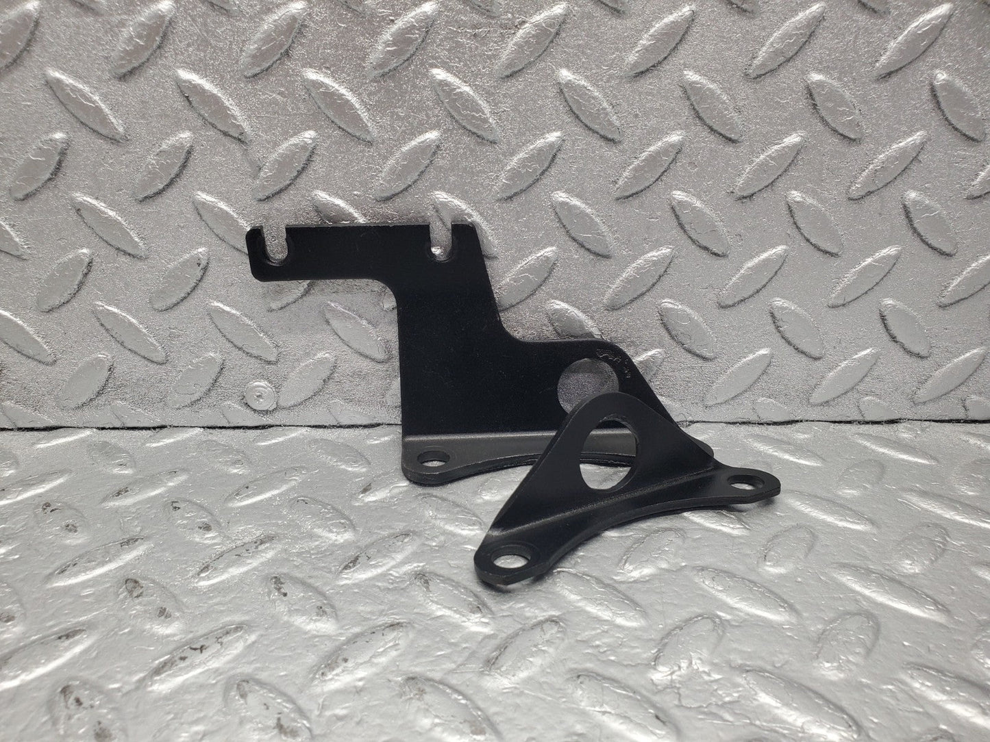W112 engine lifting eyes hooks used OEM