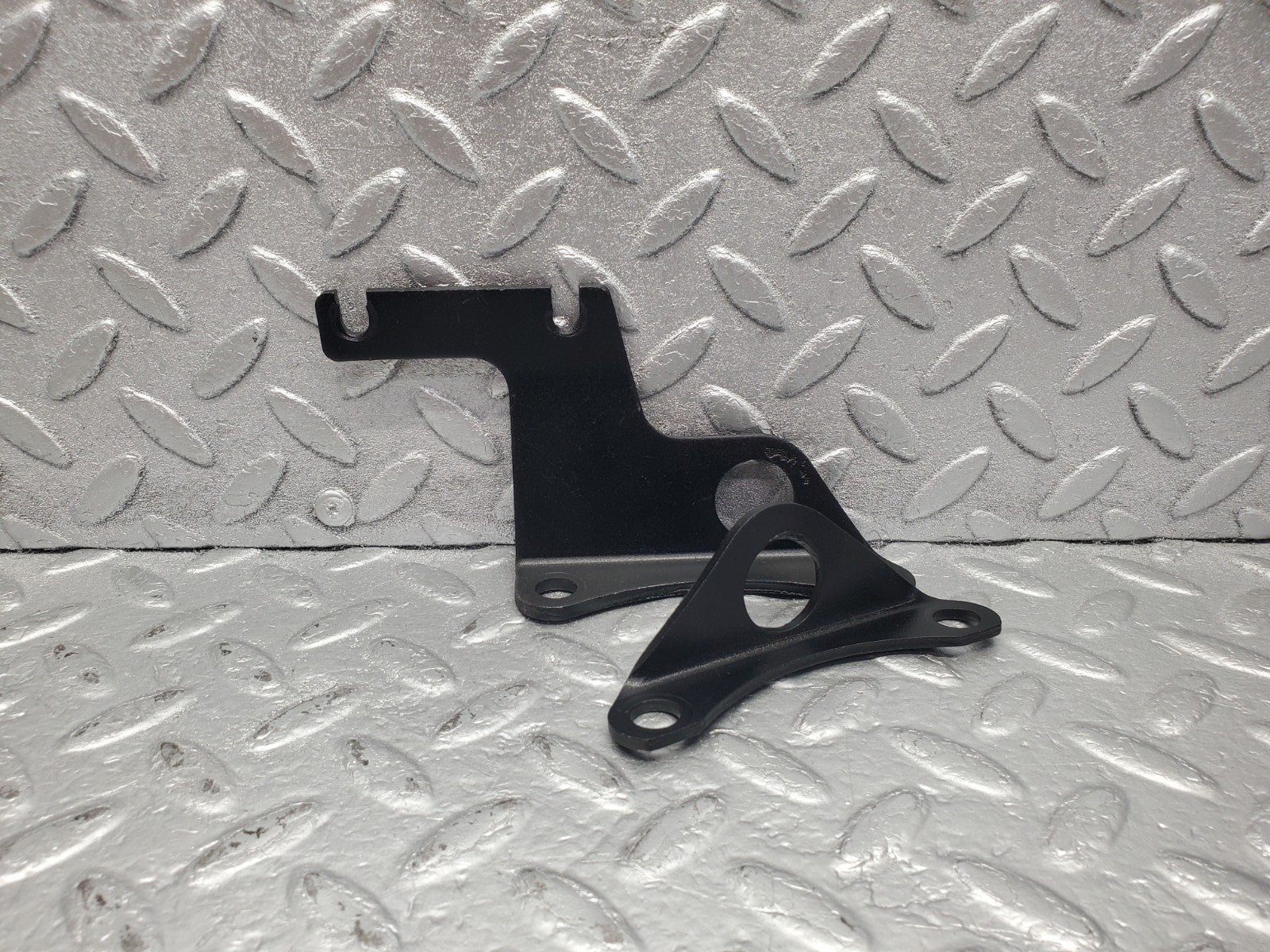 W112 engine lifting eyes hooks used OEM