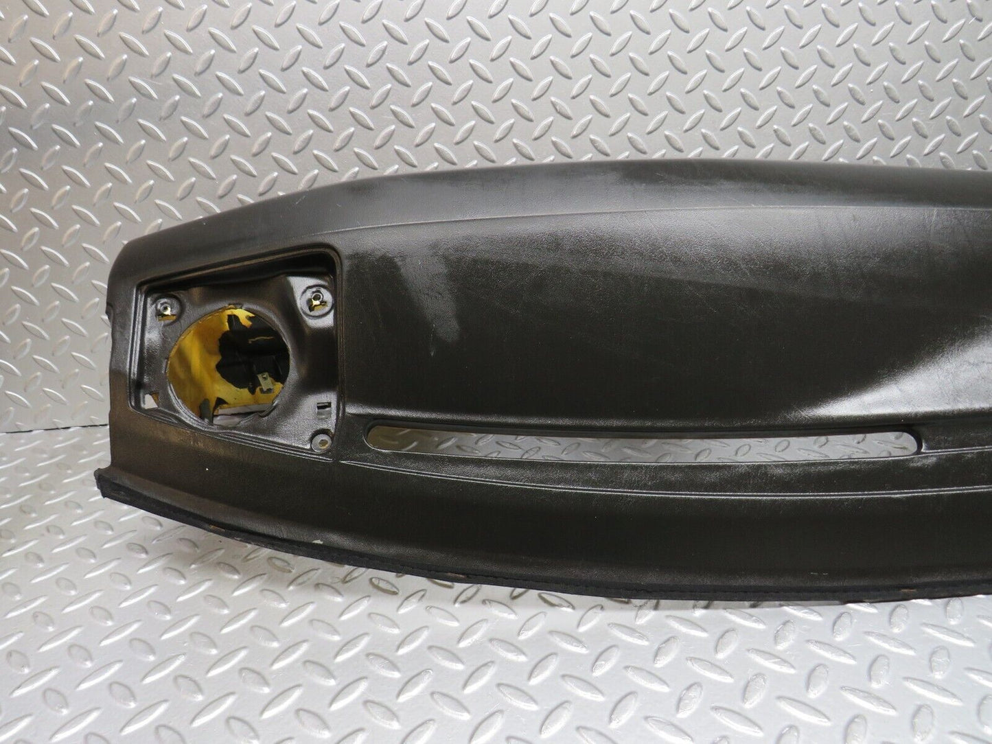 38756 Mercedes-Benz W201 190E Dashboard Black