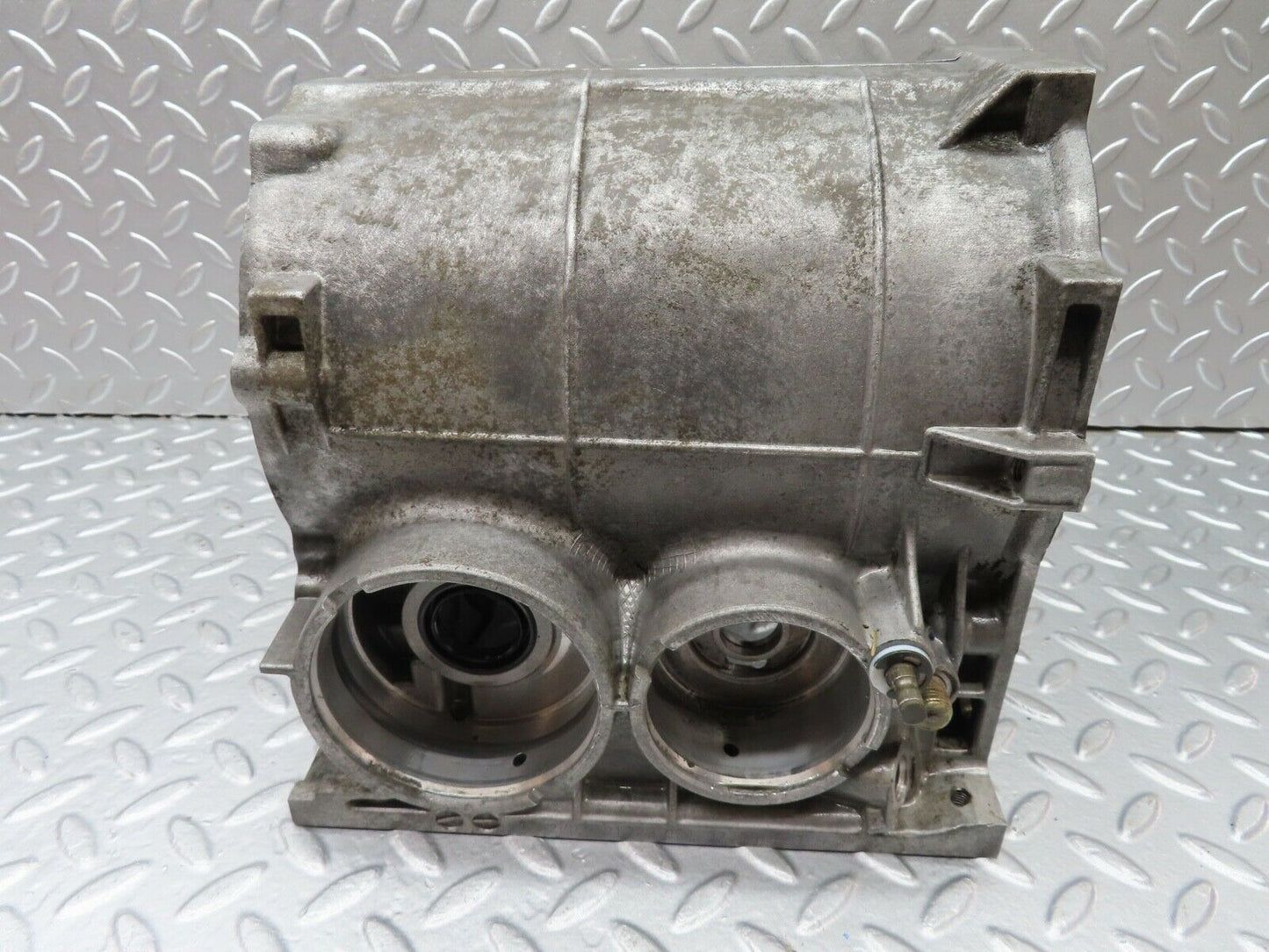 19788 Mercedes-Benz R107 450SL Automatic Gearbox Housing 1162710001