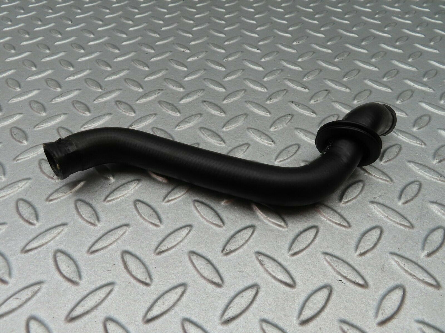 5478 Mercedes-Benz W124 230E Water Hose Pipe 1248325894