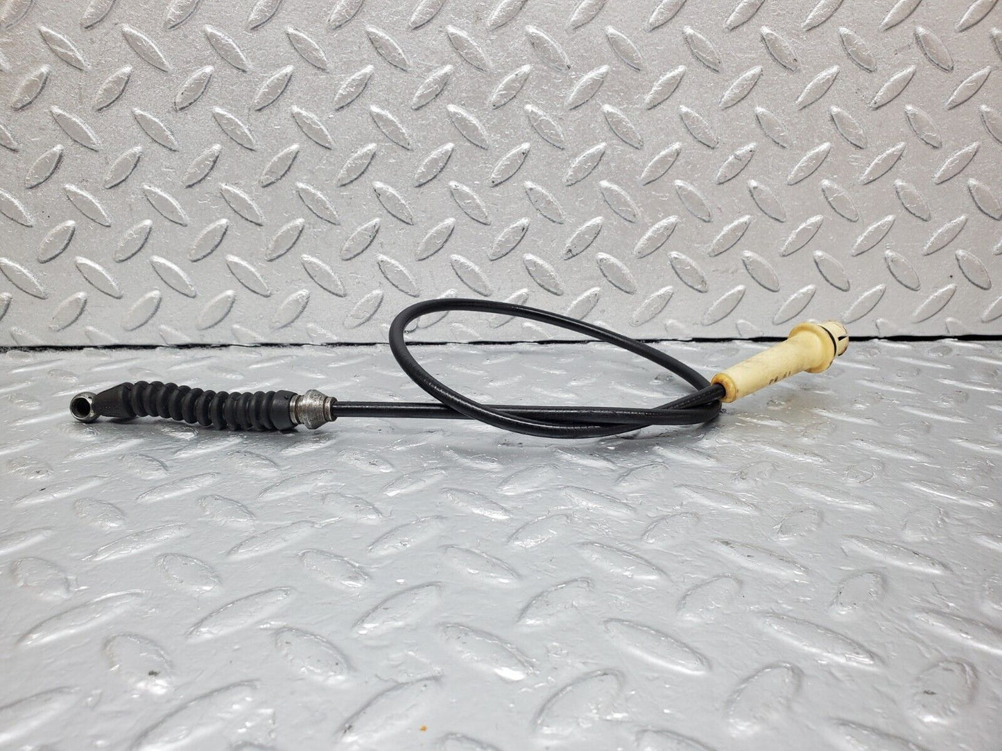 45455 Mercedes-Benz 280E M110.988 Automatic Gearbox Cable