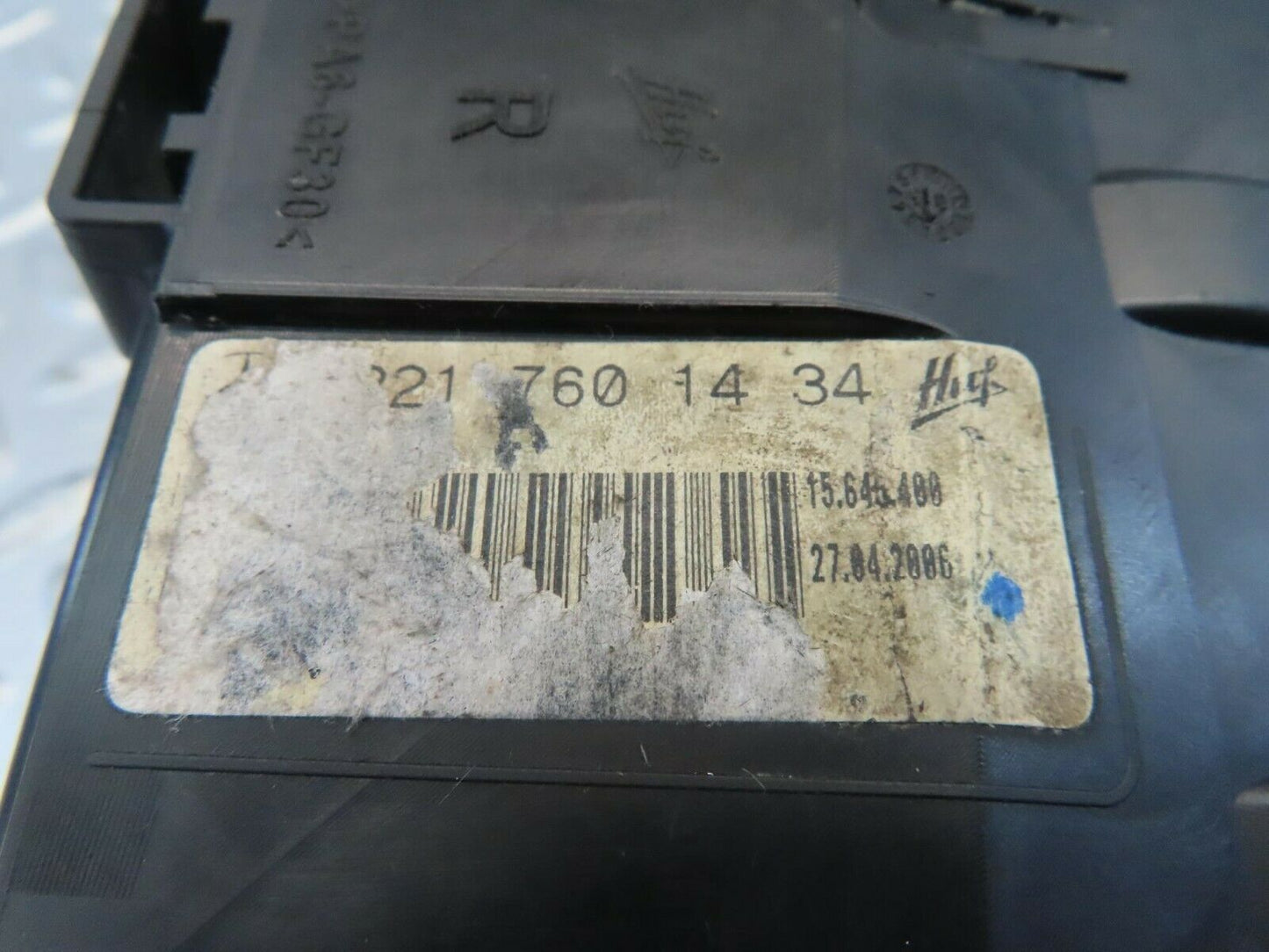 11176 Mercedes-Benz W221 S320 Front Right Door Handle