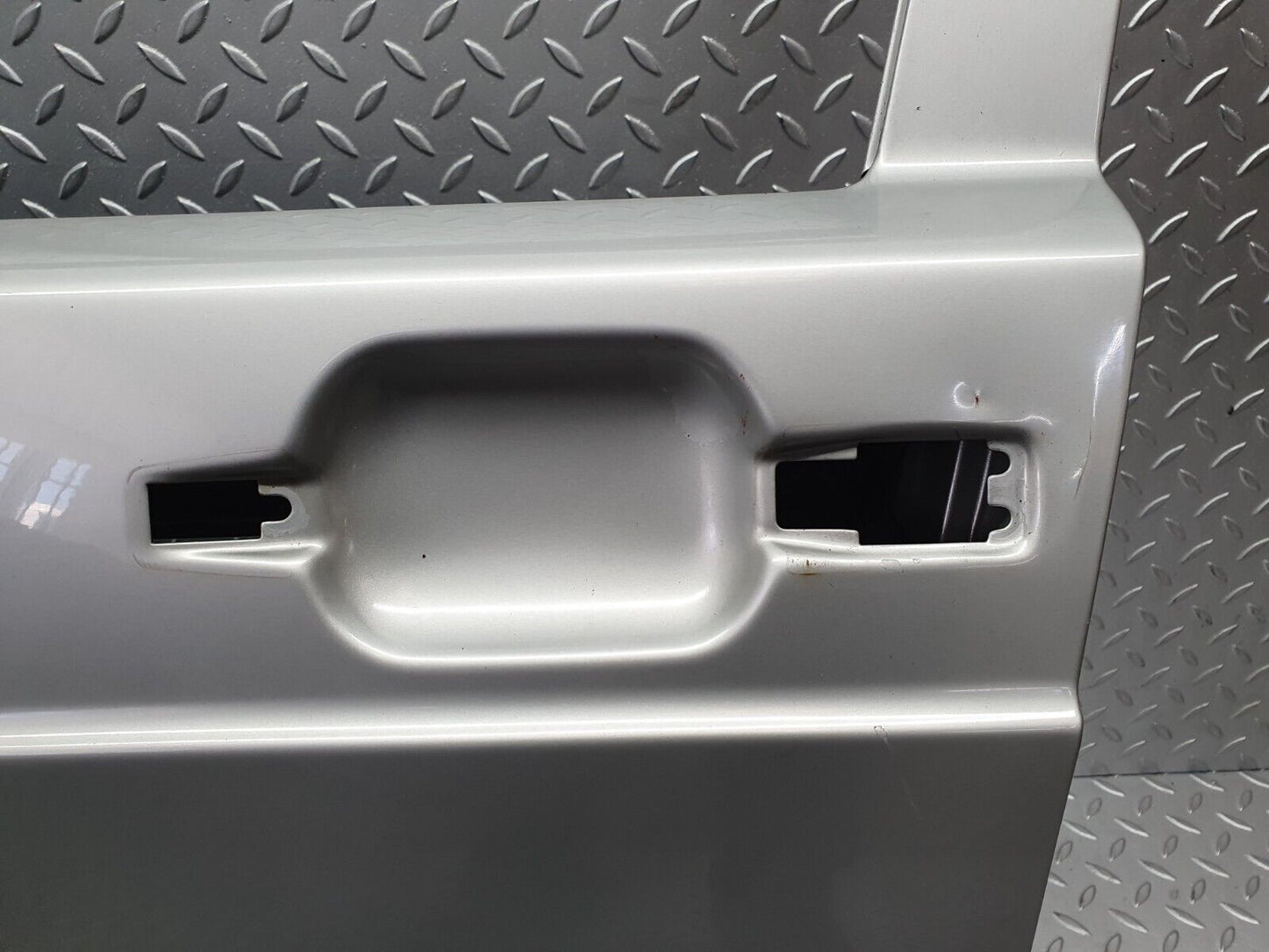 42971 Mercedes-Benz W201 190 2.0L Front Left Door