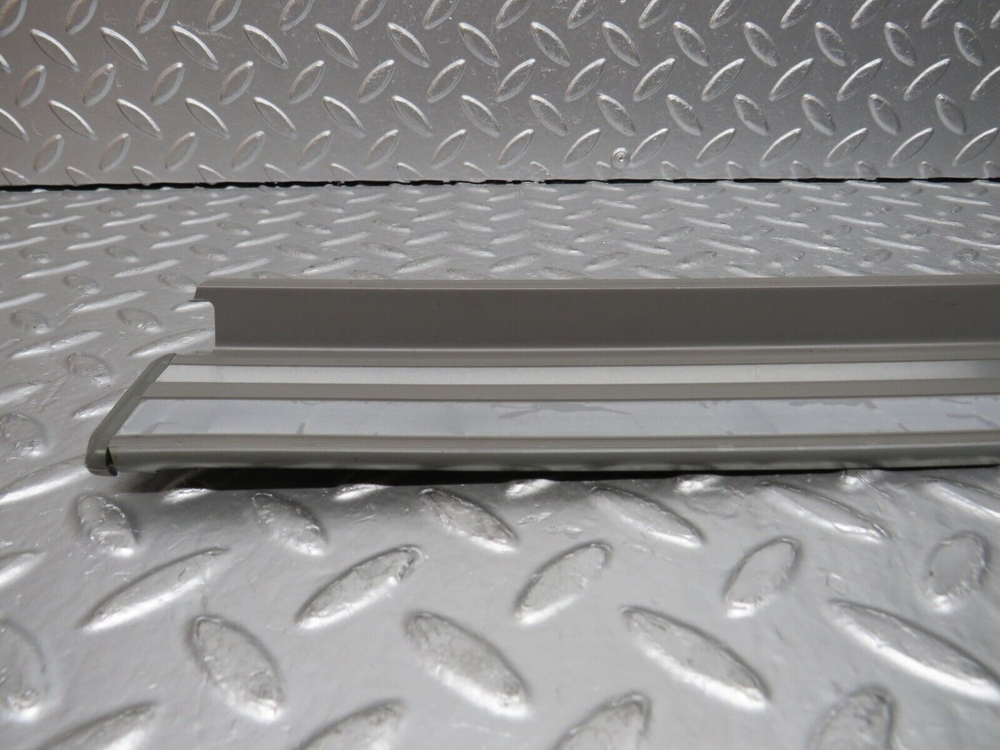 30446 Mercedes-Benz W124 230E Rear Left Door Sill Trim