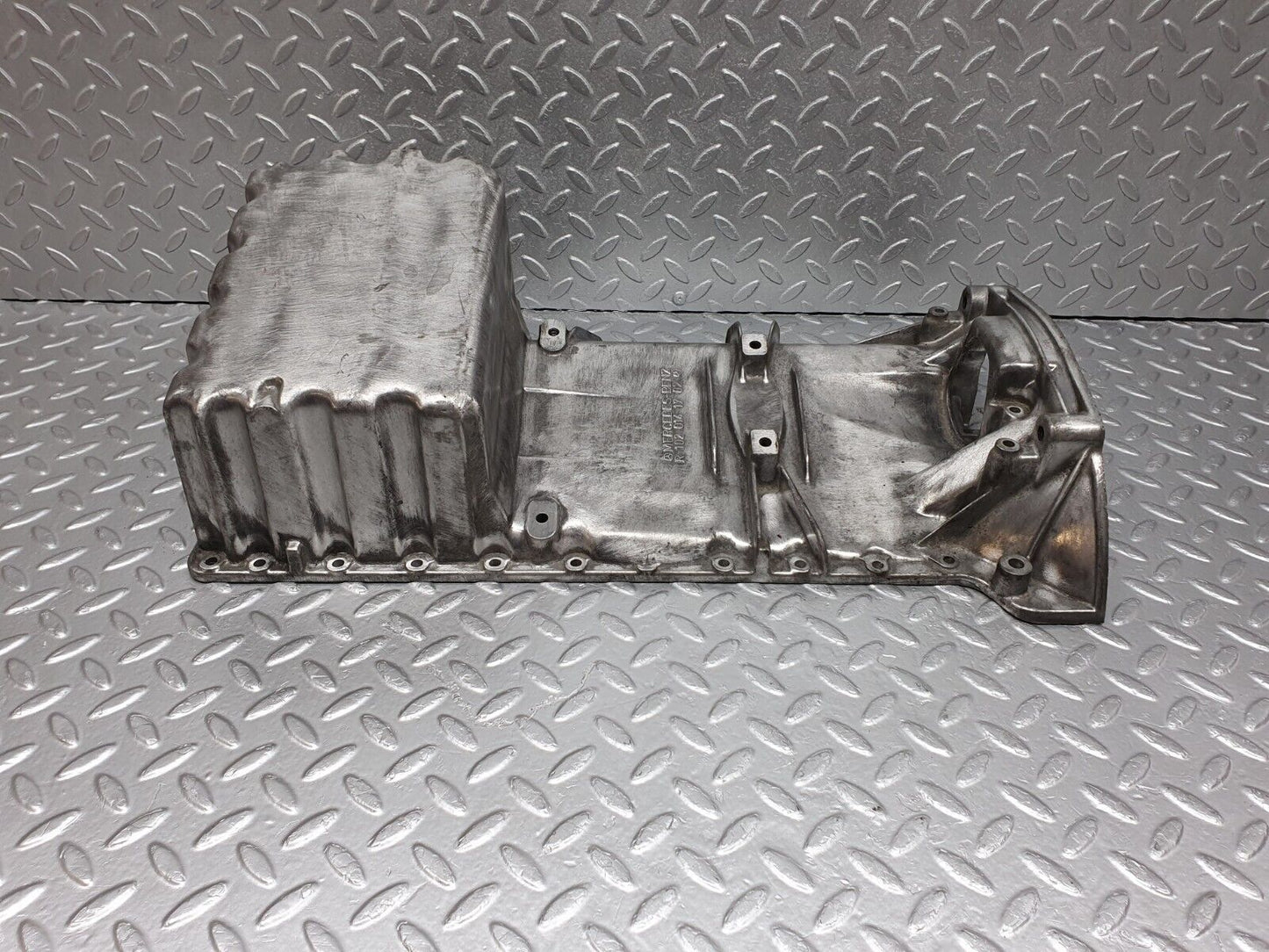 43074 Mercedes-Benz W123 Oil Pan Oil Sump 1020141702