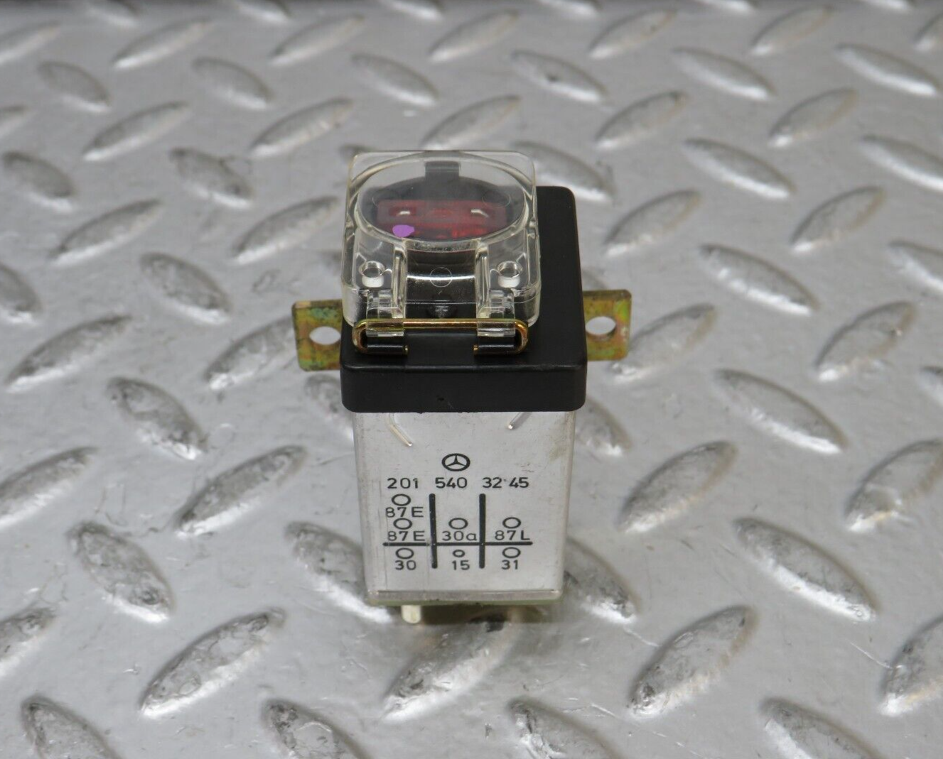 27548 Mercedes-Benz S124 300TE Wagon Overload Relay 2015403245