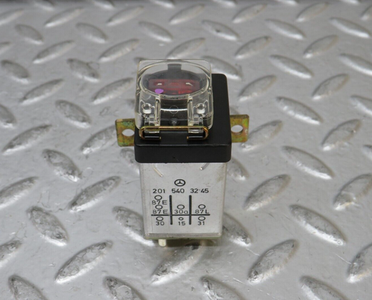 27548 Mercedes-Benz S124 300TE Wagon Overload Relay 2015403245