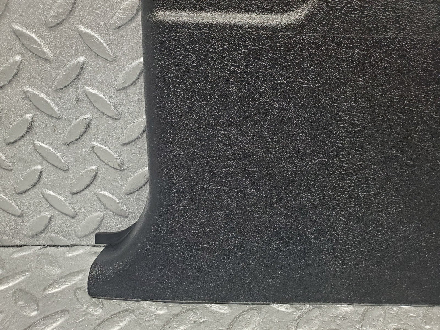 W201 Baby Benz kick panel left black used OEM