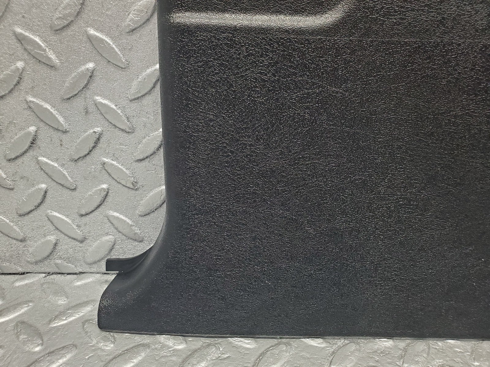 W201 Baby Benz kick panel left black used OEM