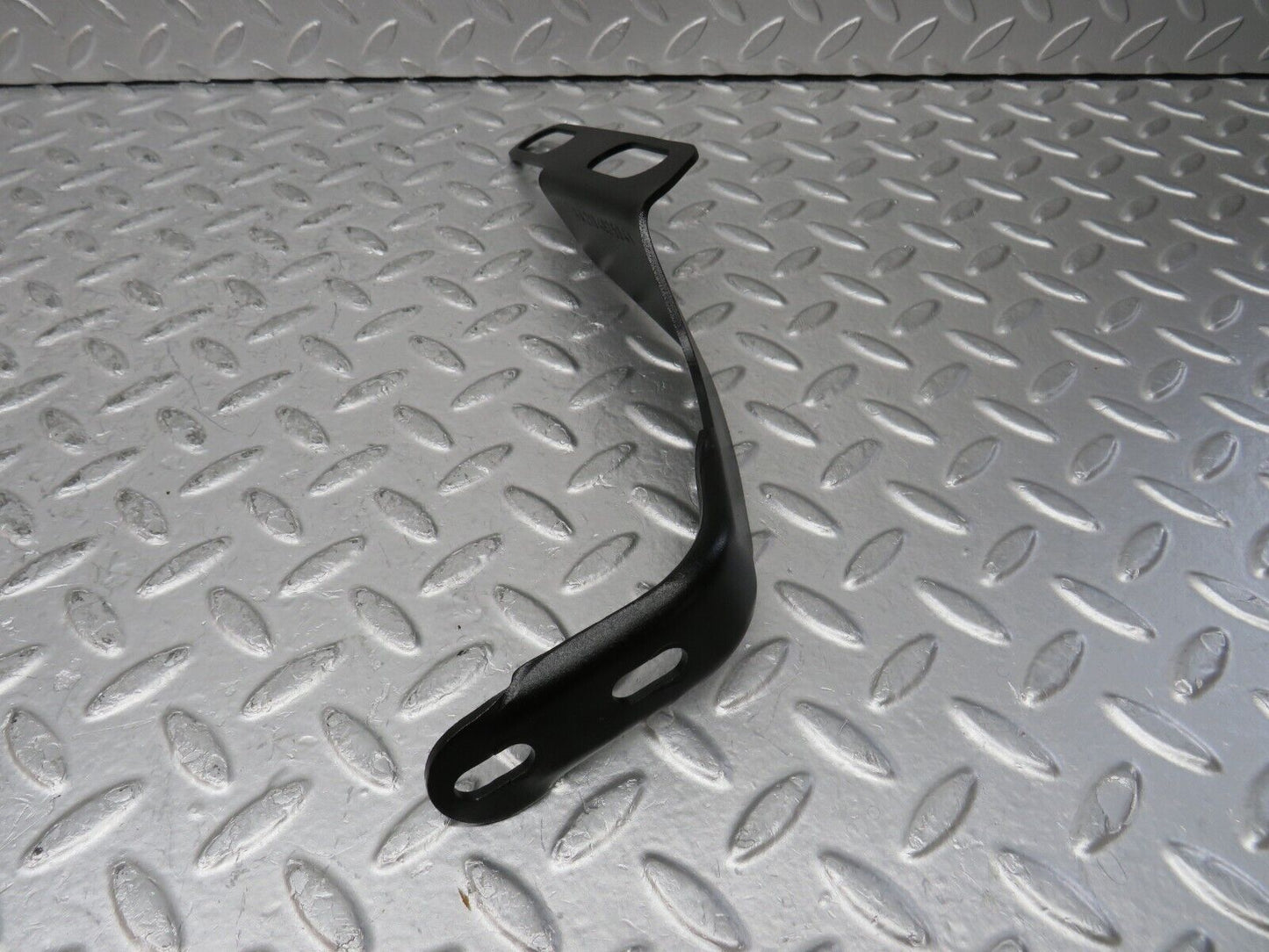 35029 Mercedes-Benz W210 320E Exhaust Bracket 2104925341