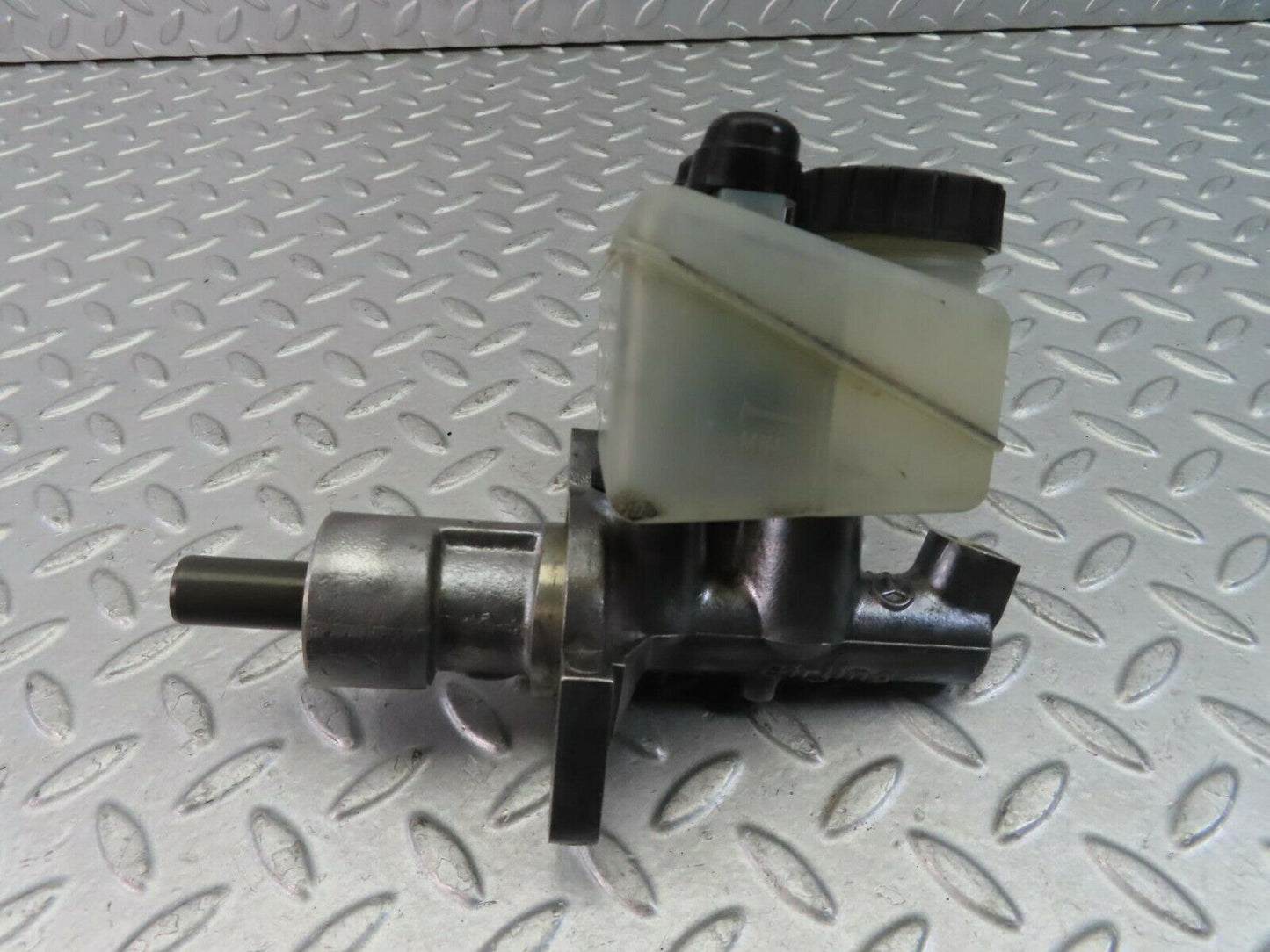 9413 Mercedes-Benz C124 300CE Coupe Brake Master Cylinder With Tank