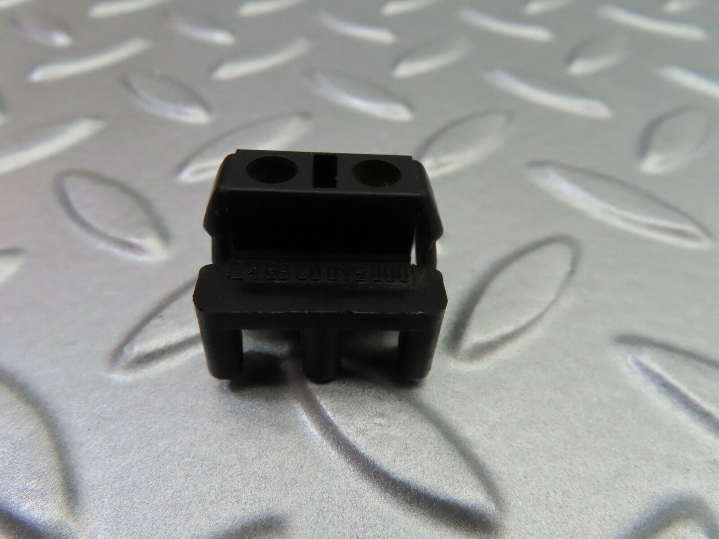 6520 Mercedes-Benz S124 E220 Wagon Wiring Cable Junction Box 0005400269