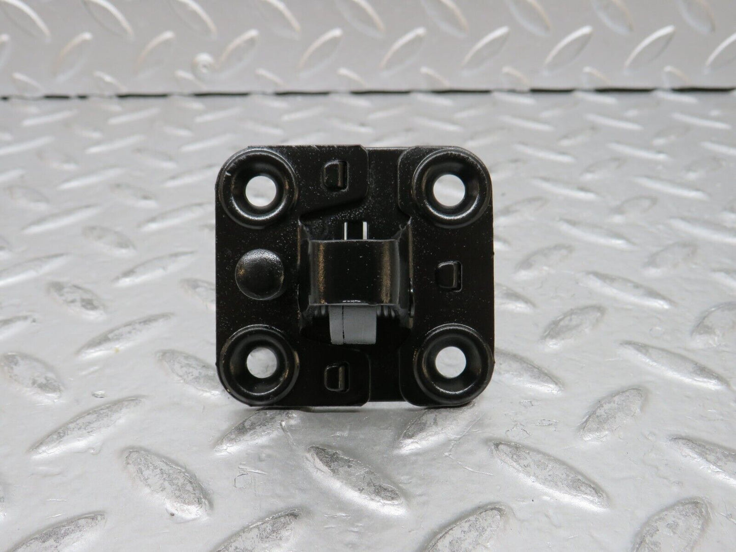 27904 Mercedes-Benz W123 280E Bonnet Lock Latch