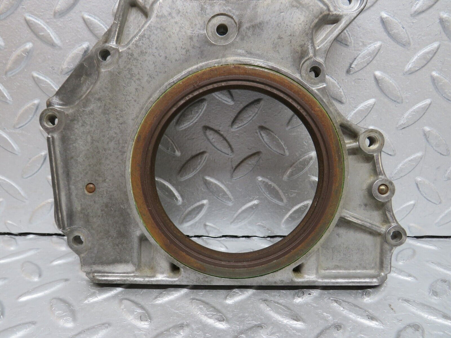 37138 Mercedes-Benz C126 420SEC Coupe Crankshaft Rear Sealing Cover 1170110108