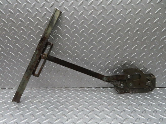 13034 Mercedes-Benz W111 220S Front Right Manual Window Regulator