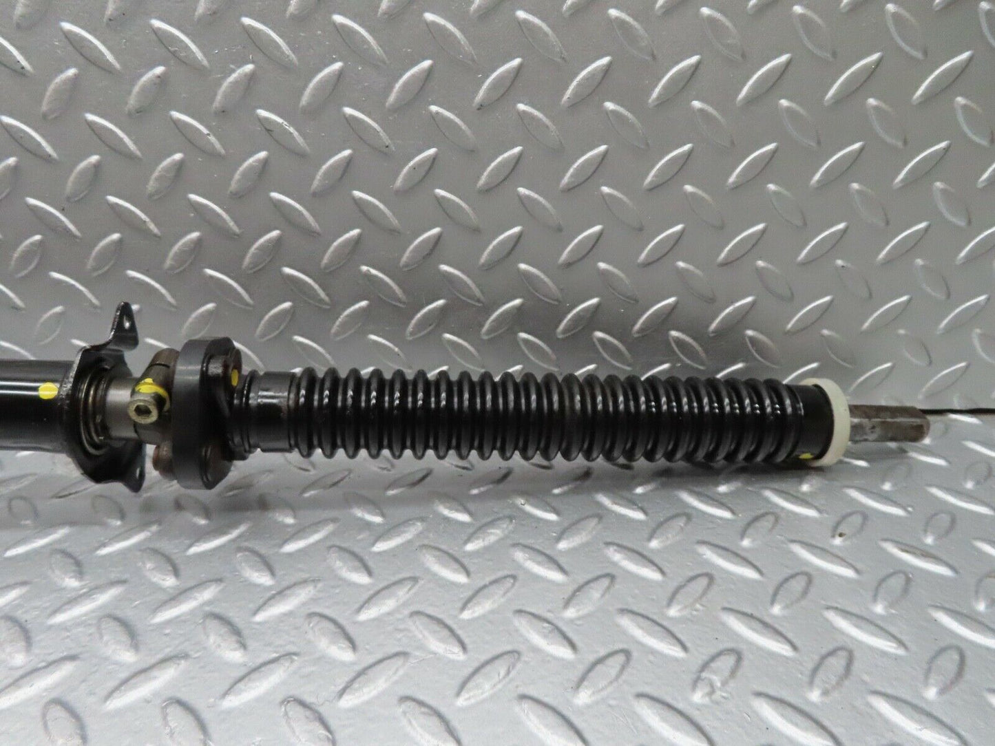 18122 Mercedes-Benz W123 200 Steering Column
