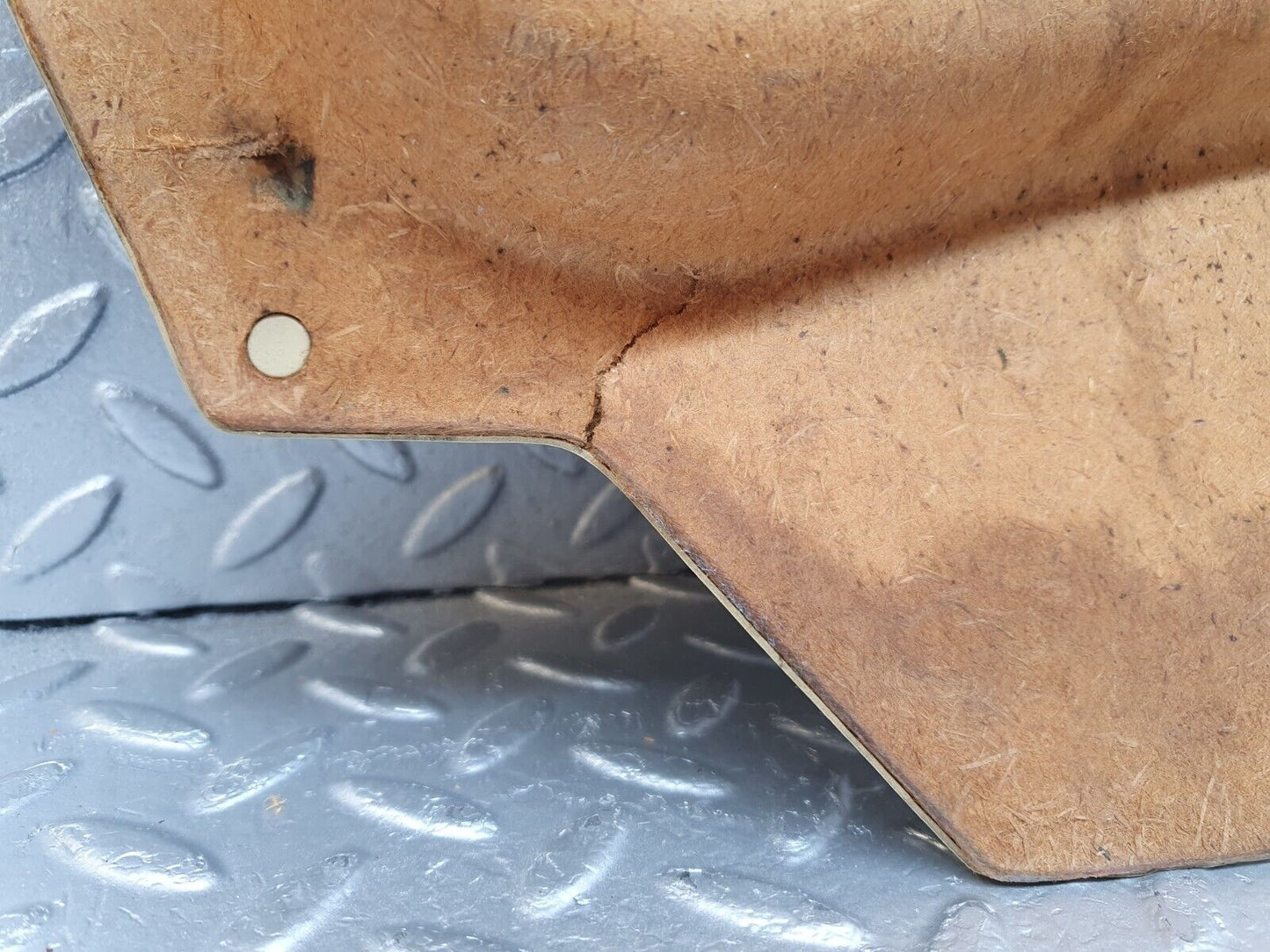 44051 Mercedes-Benz C123 230CE Coupe Rear Right Card Panel Beige