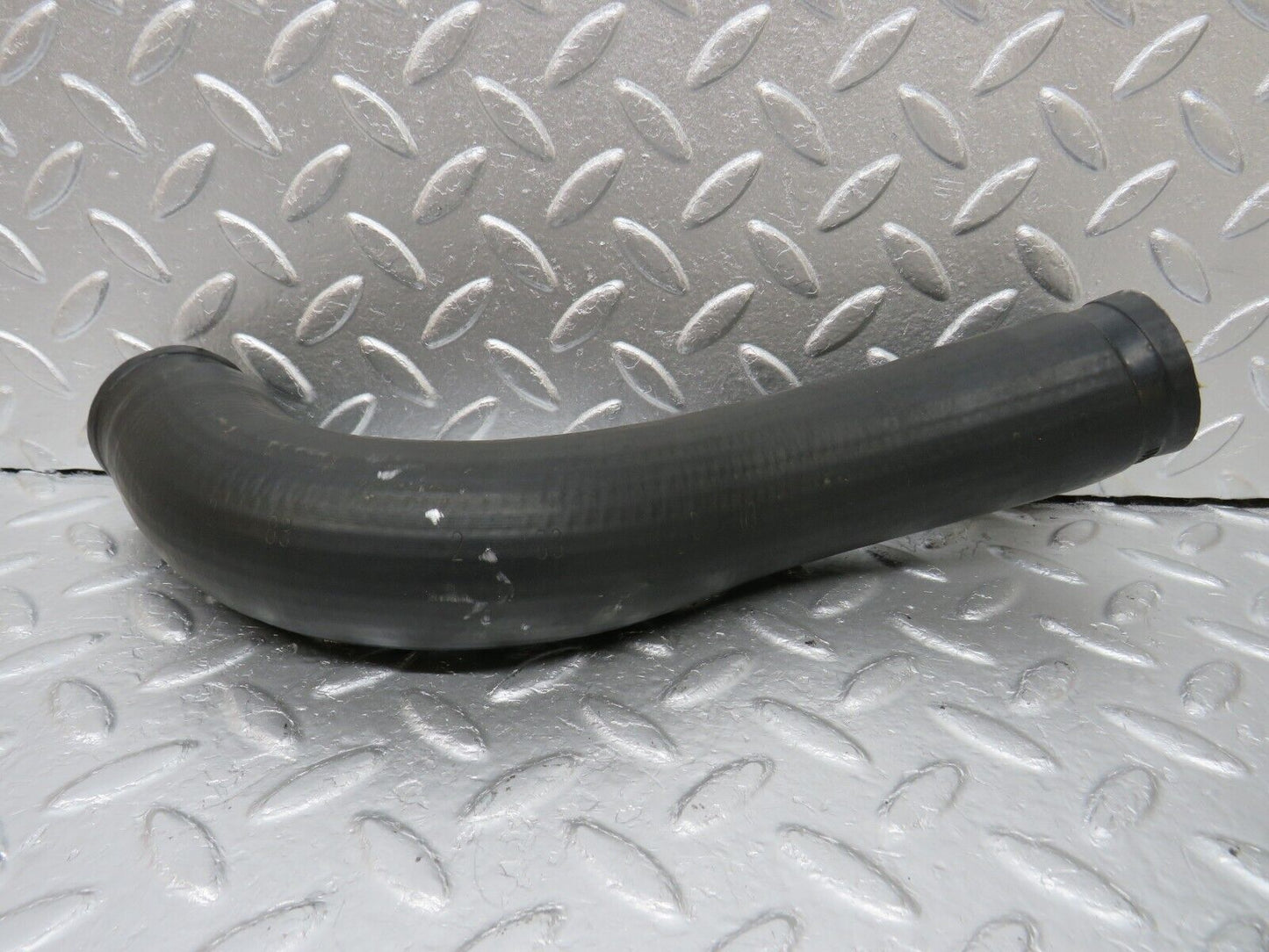34634 Mercedes-Benz C126 380SEC Coupe Radiator Hose Pipe 1265012082