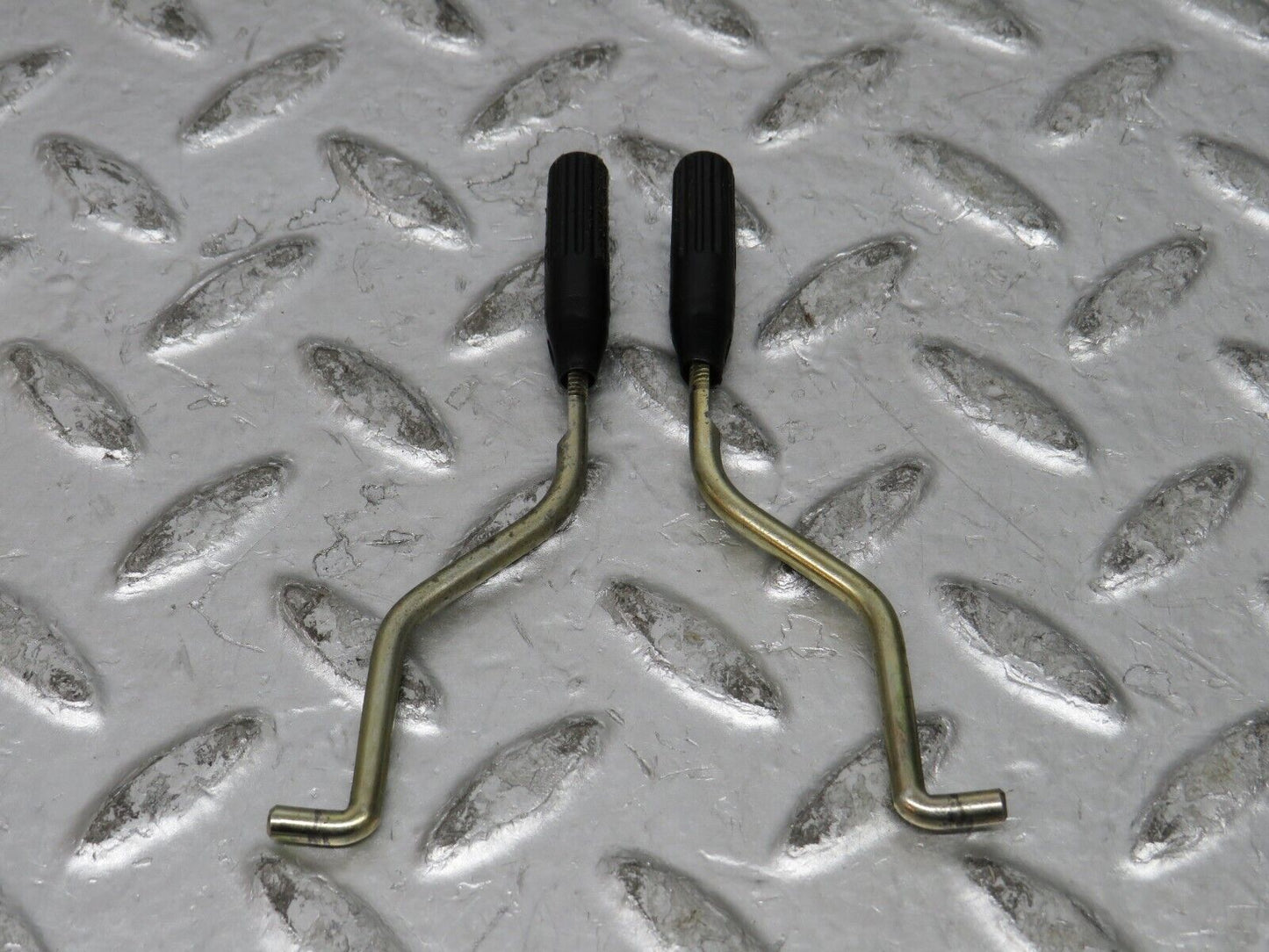 27180 Mercedes-Benz W123 280E Front Door Lock Knob Pair