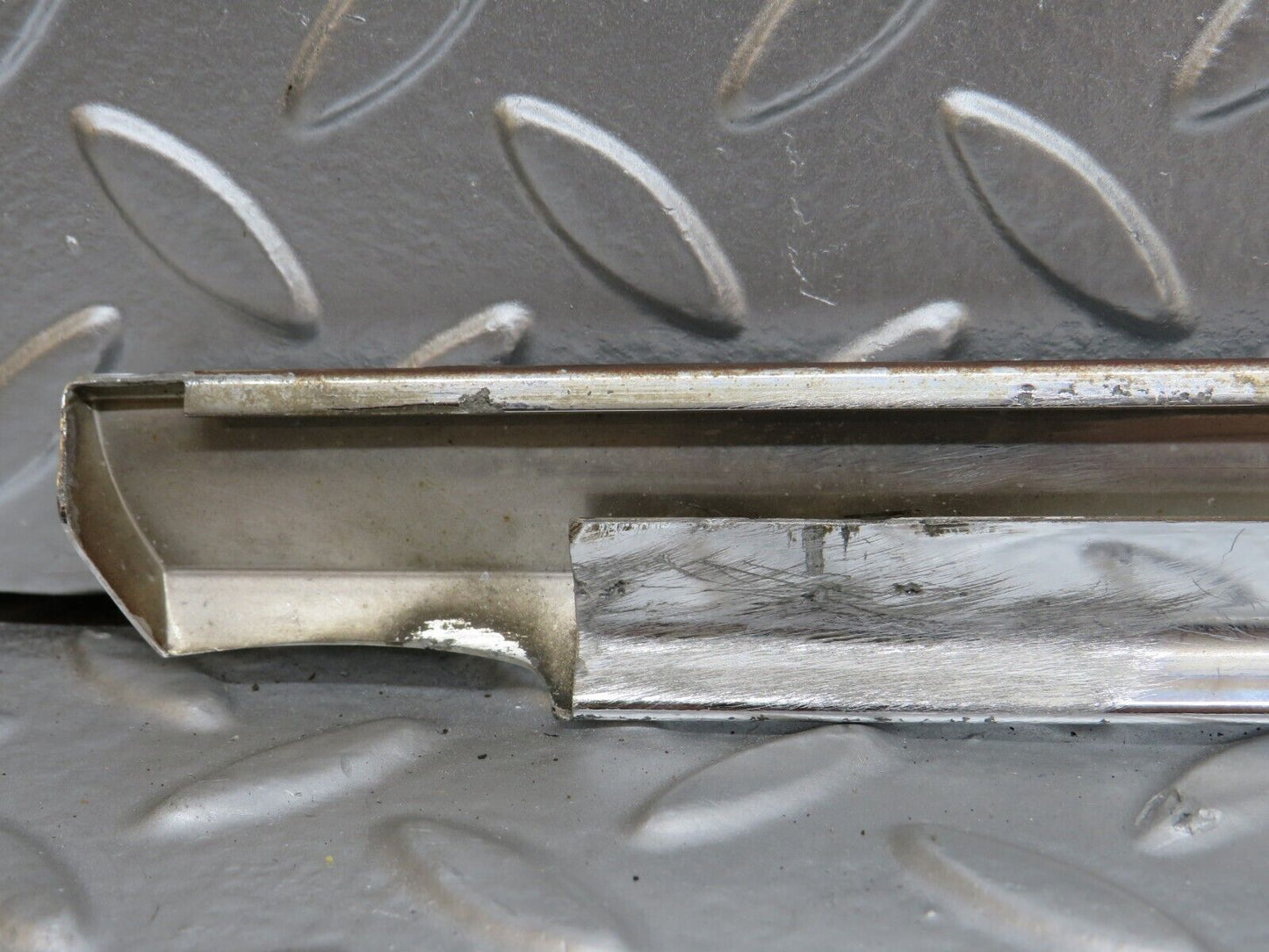 26405 Mercedes-Benz W116 450SE Rear Right Door Chrome Trim