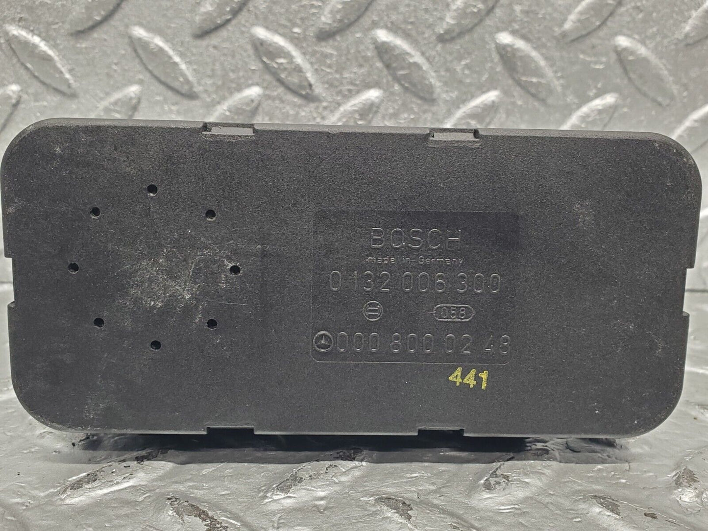 44047842