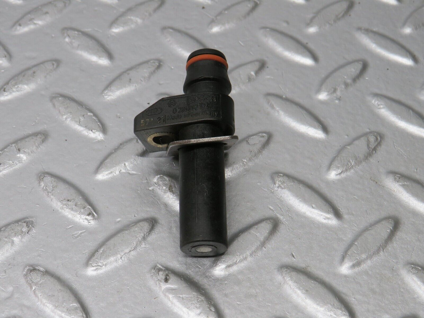39704 Mercedes-Benz R129 320SL Coupe Crankshaft Position Sensor Bosch 0281002124 0031537428