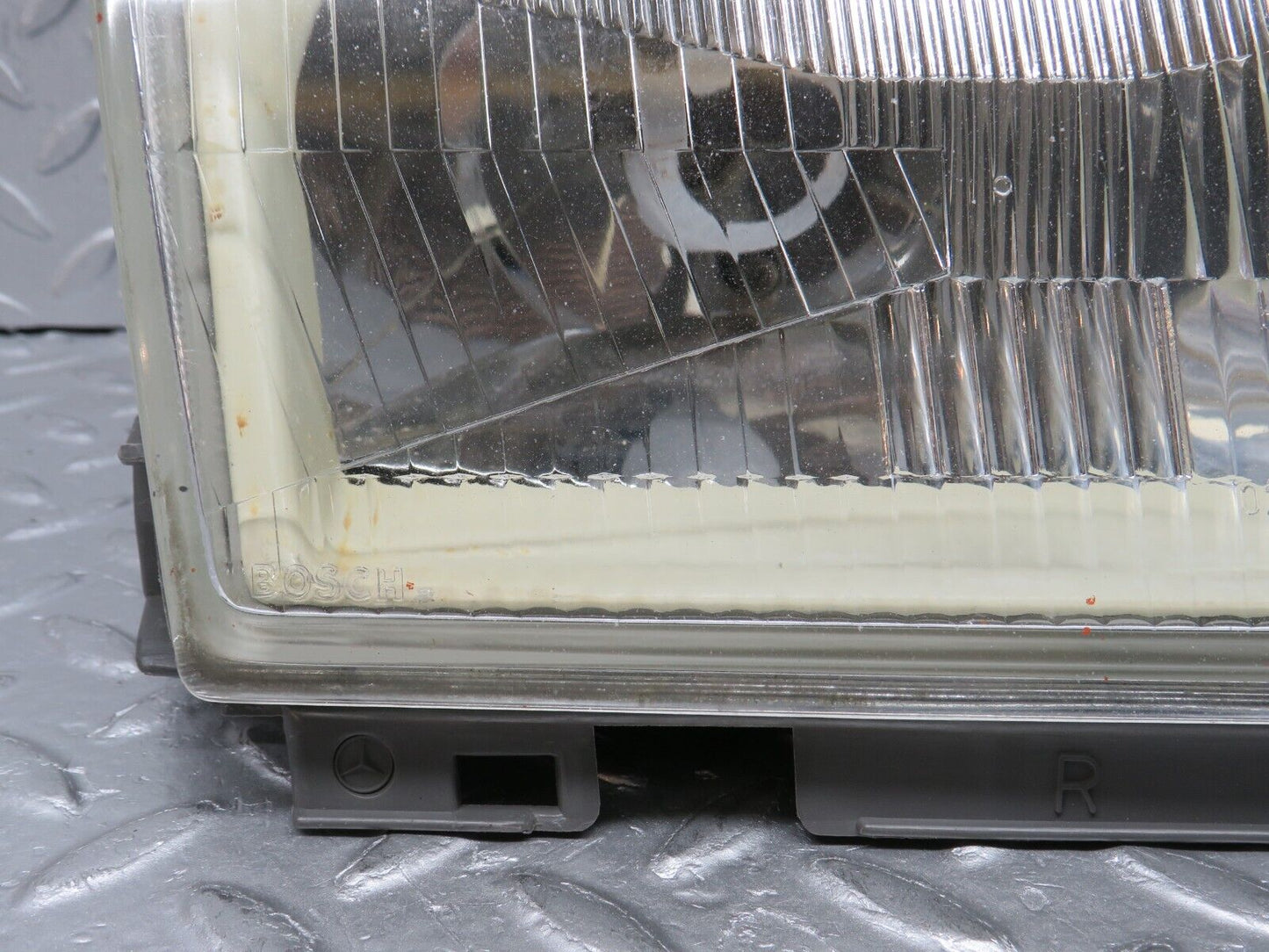38237 Mercedes-Benz R129 280SL Coupe Headlight Bosch Right 0301090702 1298203861