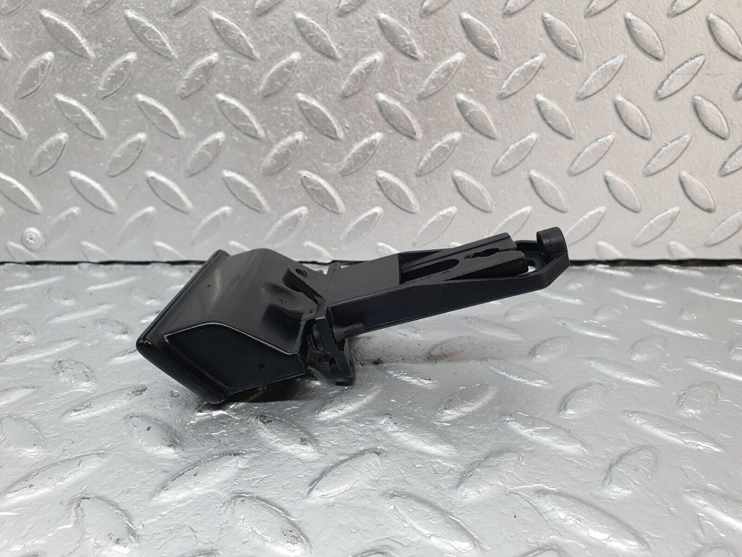 41559 Mercedes-Benz W124 200E Parking Brake Release Handle 1244270412 1244270120