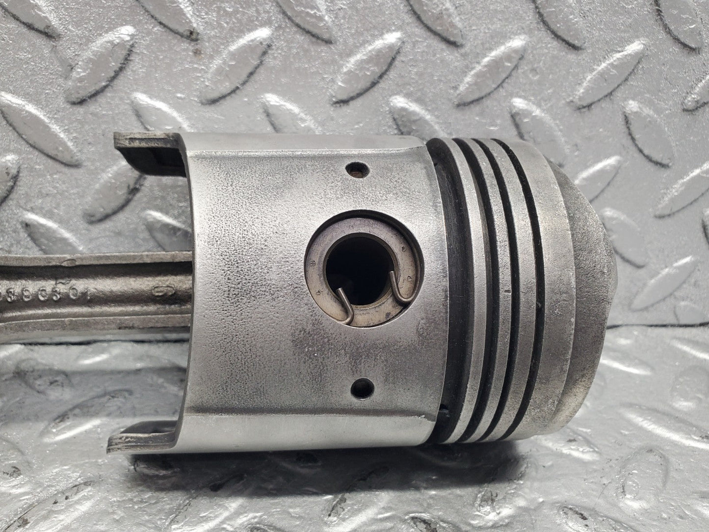 W112 piston and connecting rod used OEM
