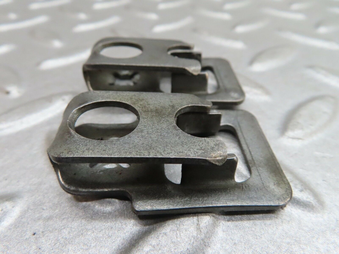 17506 Mercedes-Benz R129 300SL Coupe Fuel Injector Bracket Holder